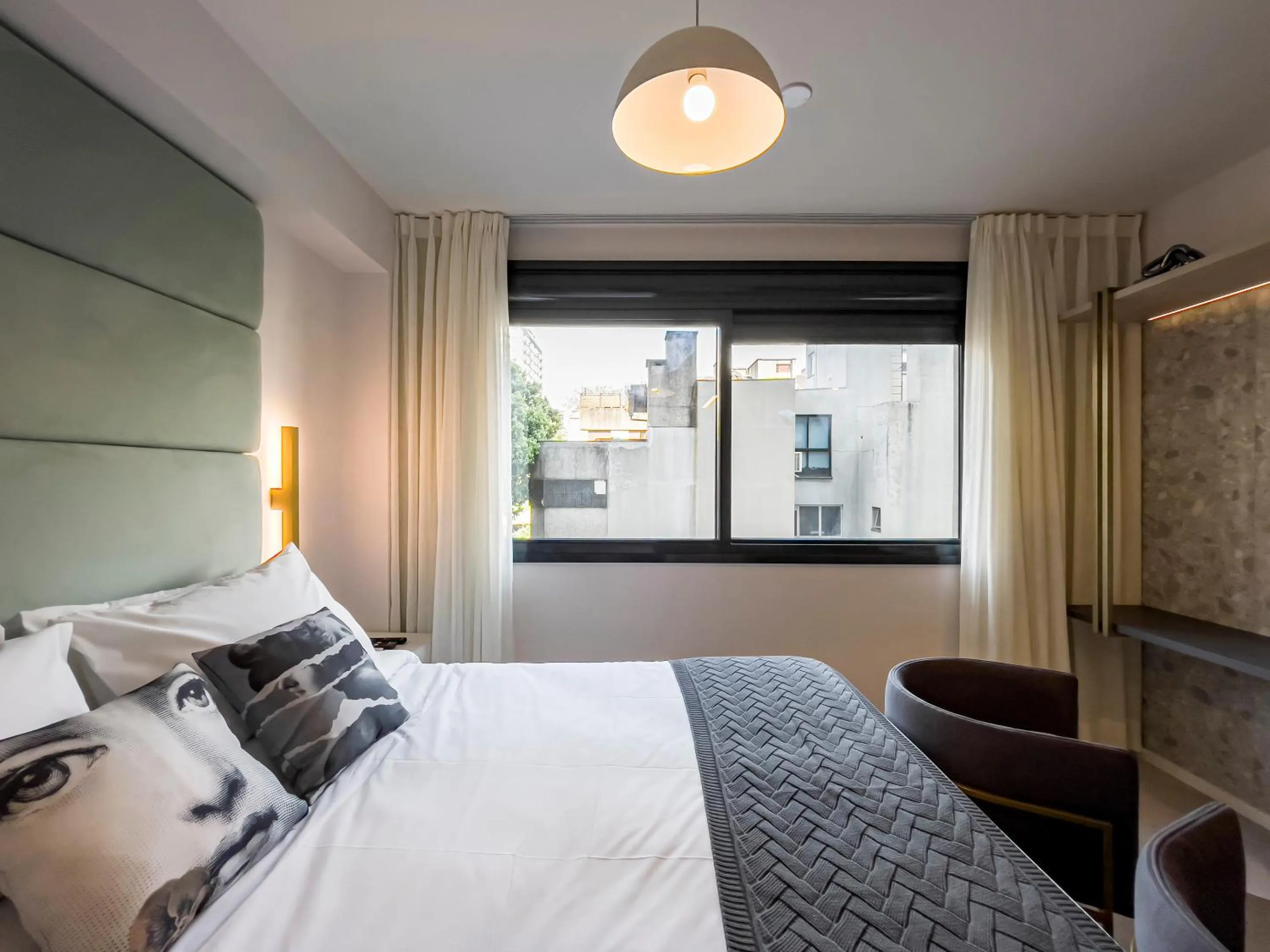 Bed in Charlie Porto Alegre Moinhos