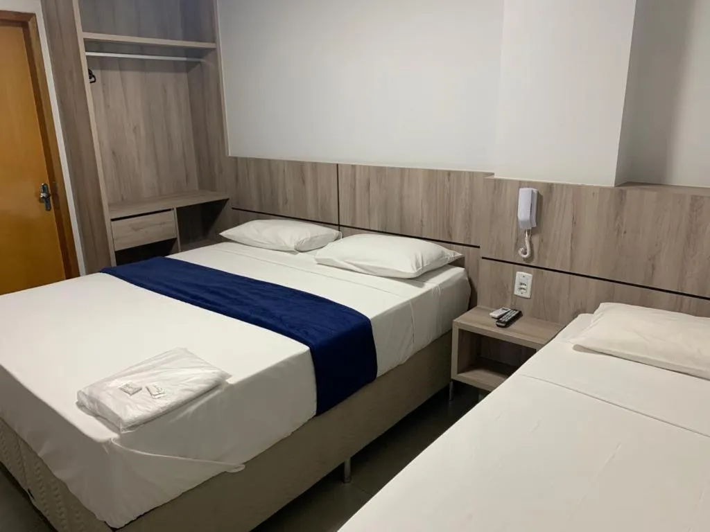 Bedroom, Bed in Hotel Seven