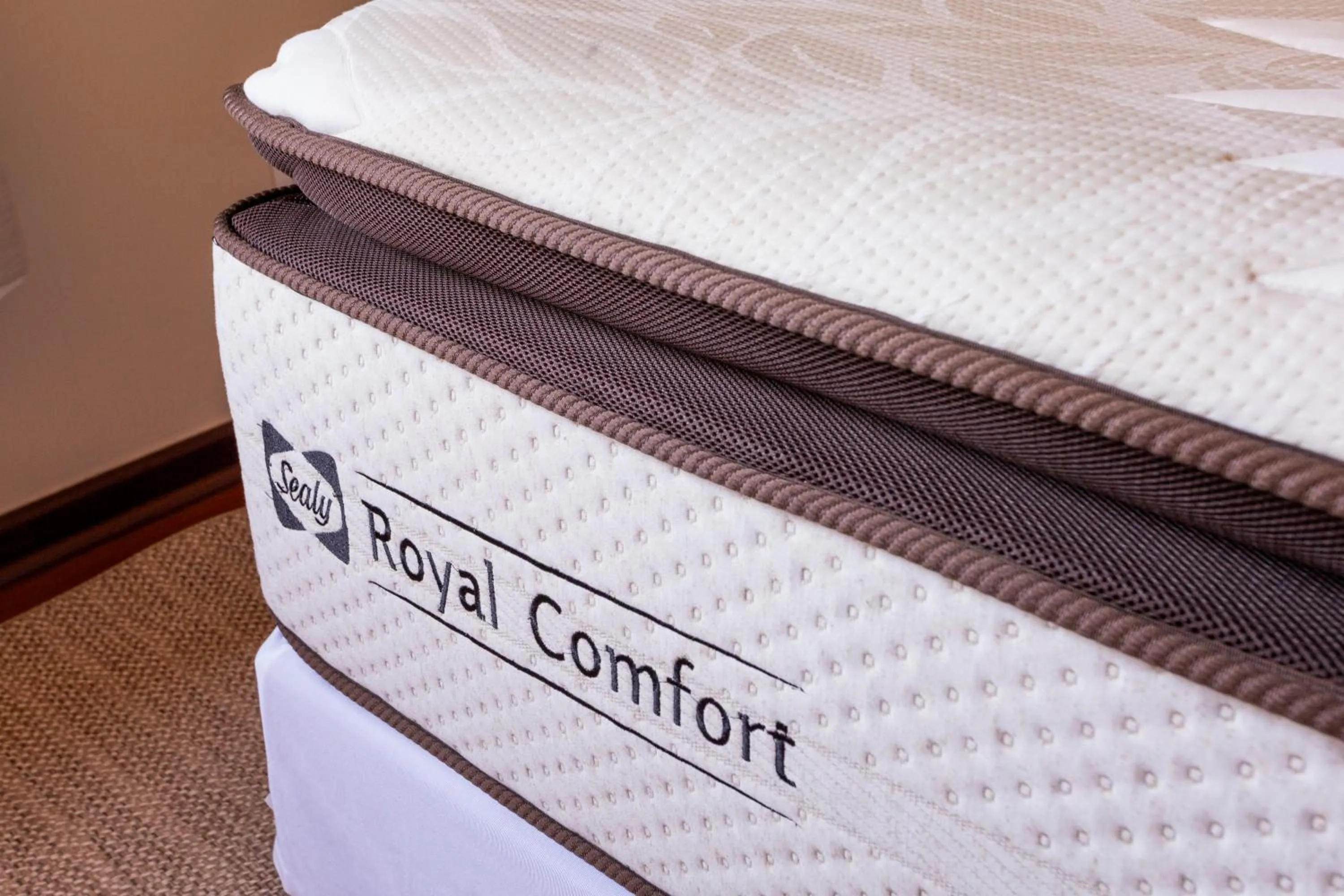 Bed in Villa Boréal Hostellerie Pousada Boutique