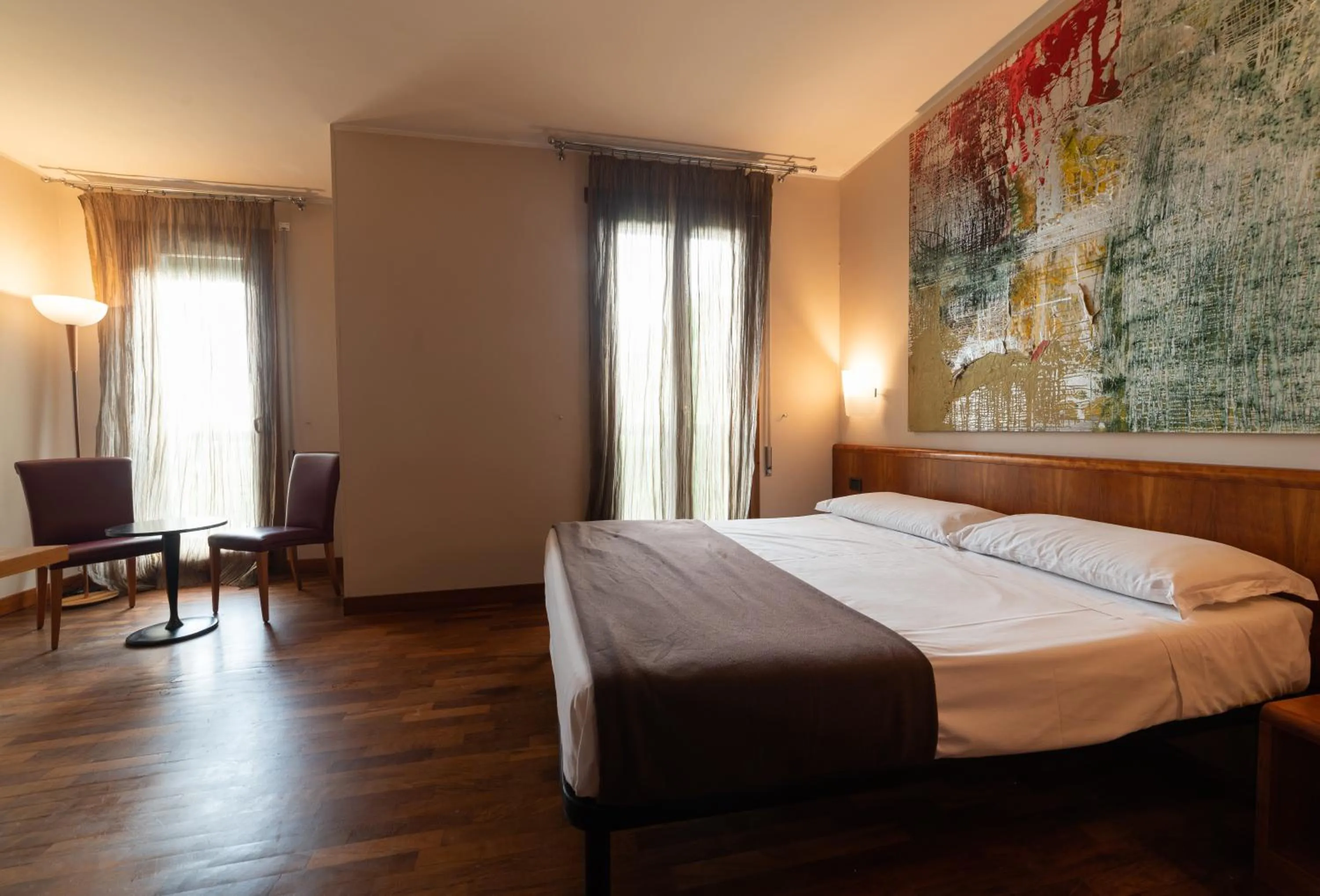 Photo of the whole room, Bed in HOTEL QUERINI Essential Business Hotel Sandrigo