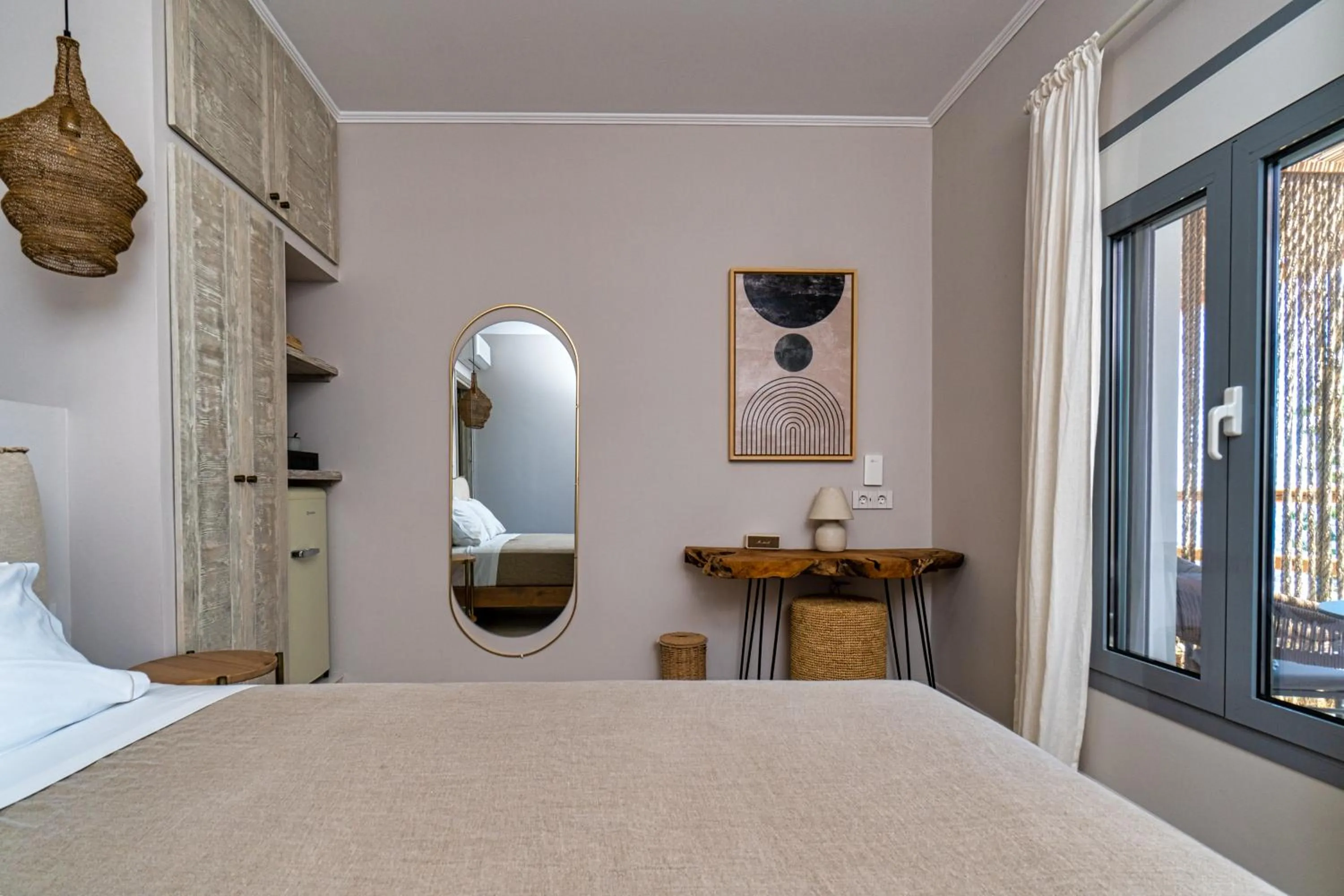 Bedroom, Bed in Selene