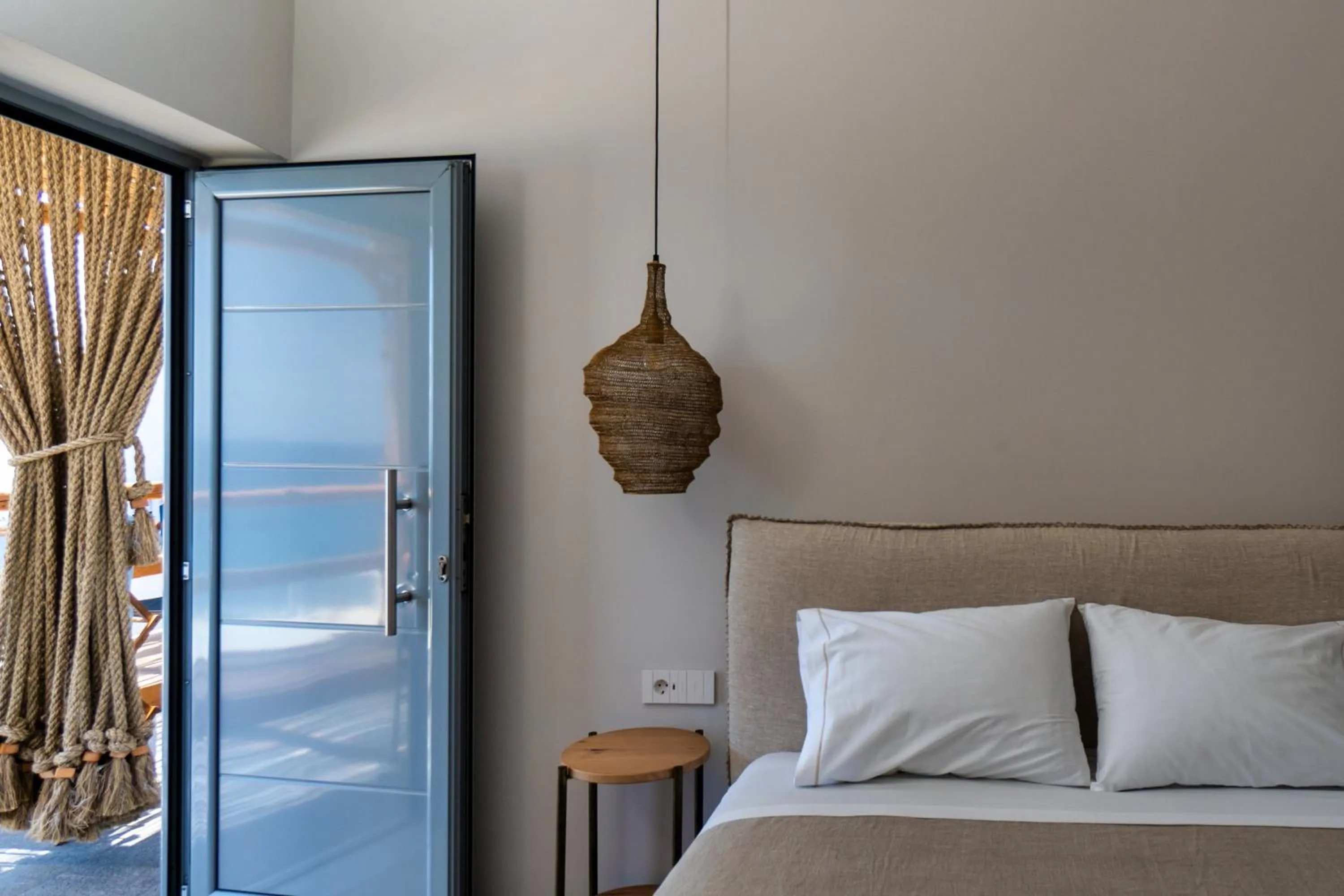 Bed in Selene