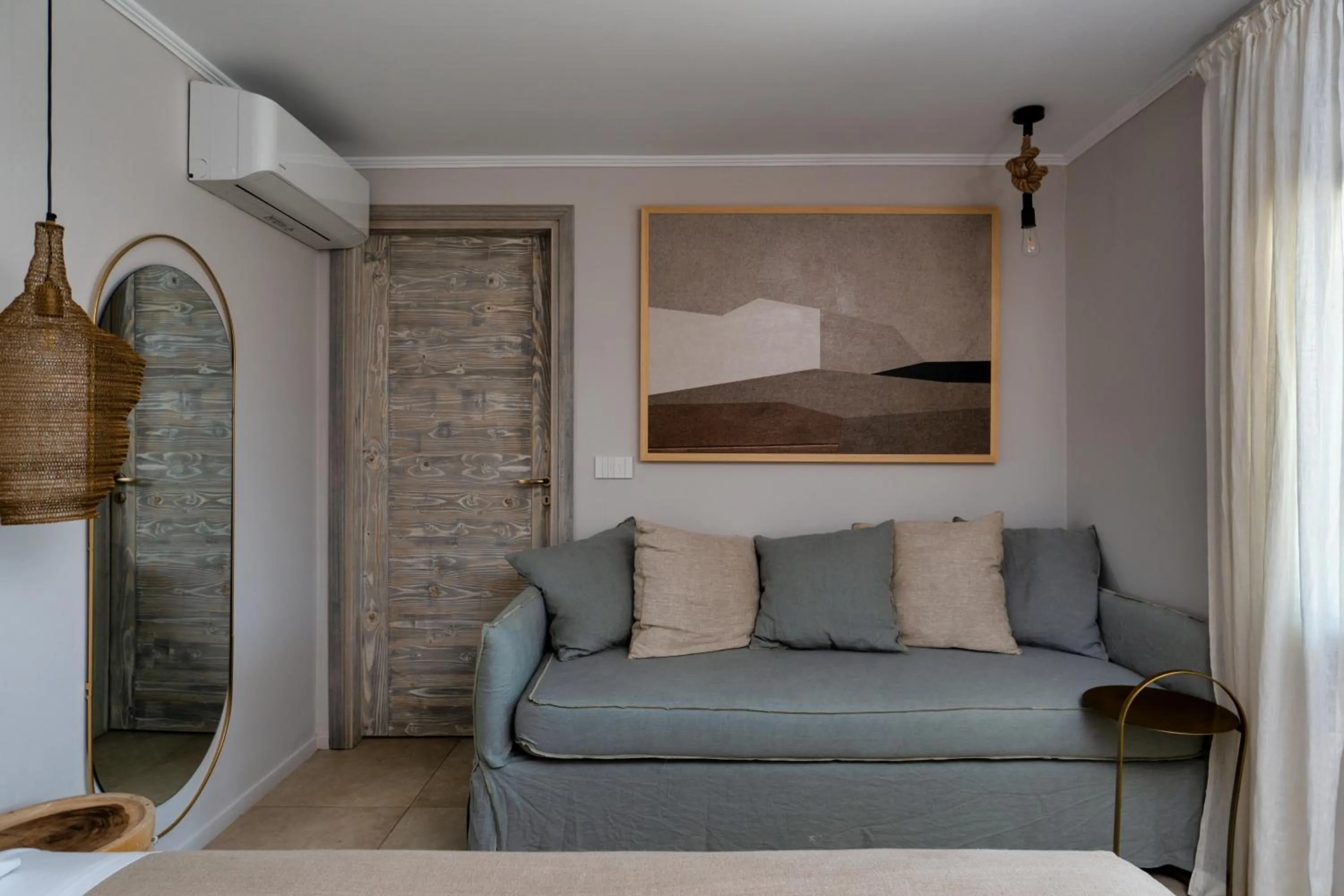 Seating area in Selene