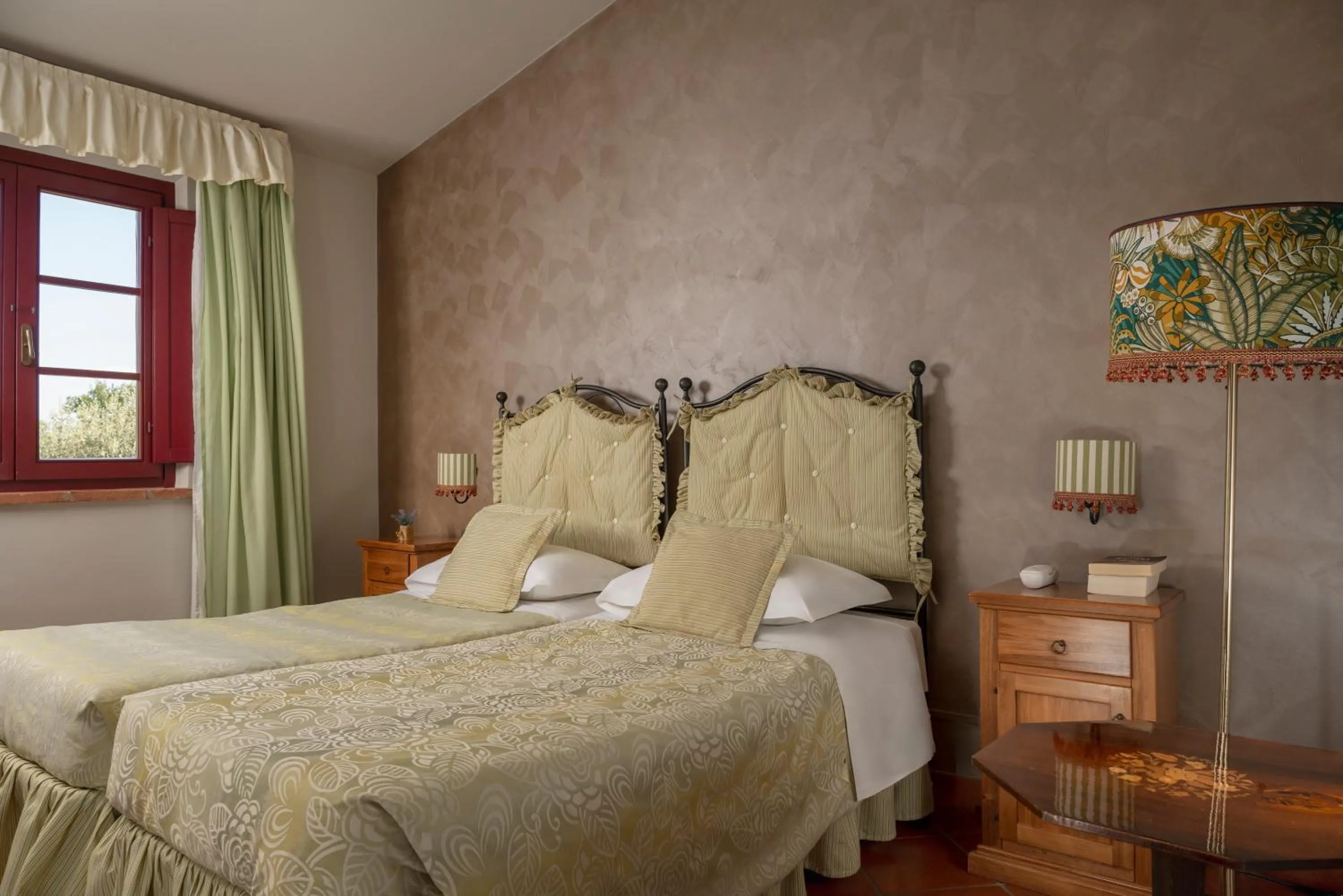 Bedroom, Bed in Hotel & Restaurant Casolare Le Terre Rosse