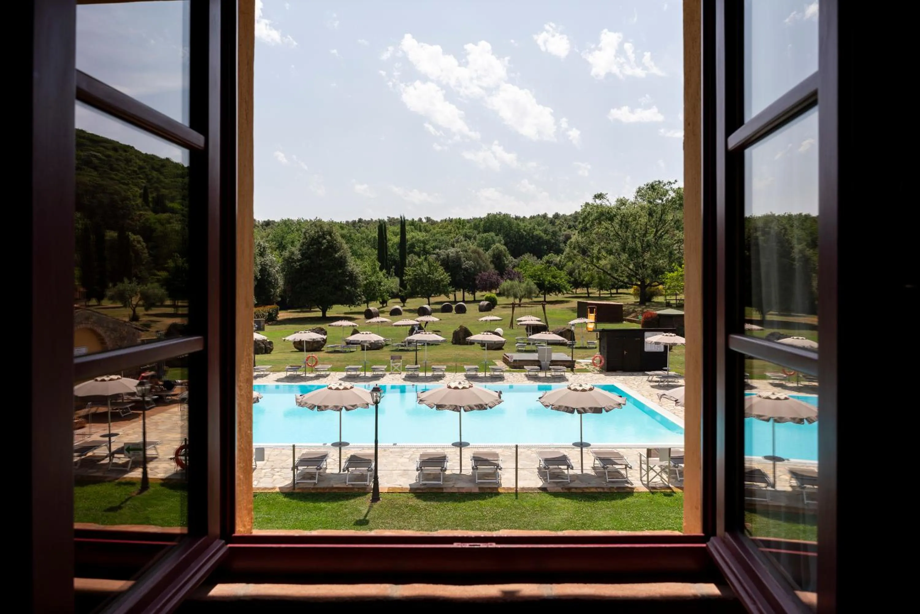 Pool view in Hotel & Restaurant Casolare Le Terre Rosse