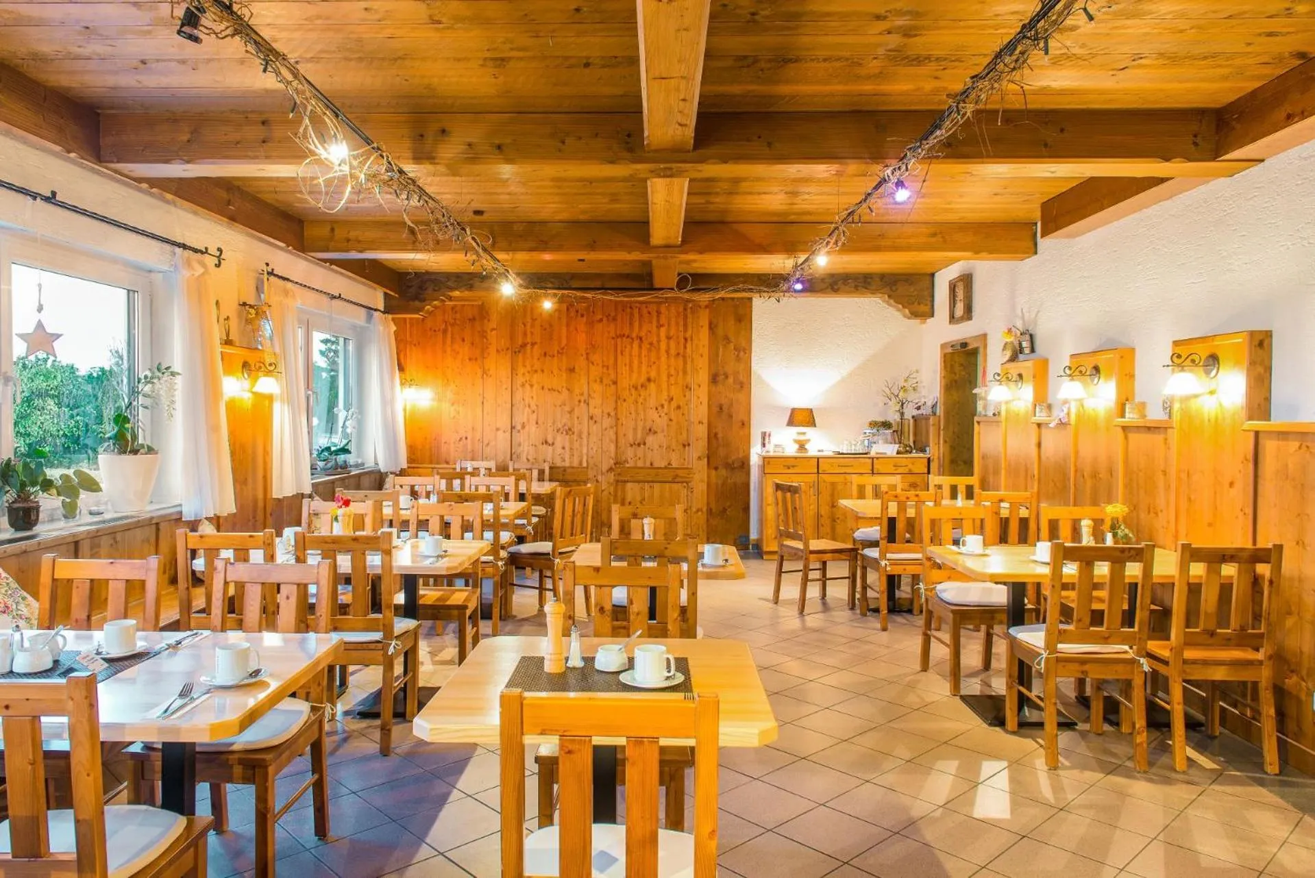 Buffet breakfast in Hotel - Restaurant Eberlwirt