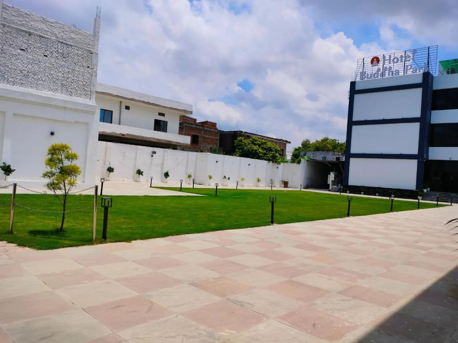 Day in Hotel Buddha Park near Sarnath, Varanasi