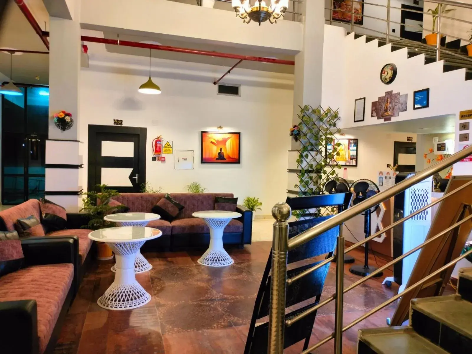 Lobby or reception in Hotel Buddha Park near Sarnath, Varanasi Lobby or reception in Hotel Buddha Park near Sarnath, Varanasi