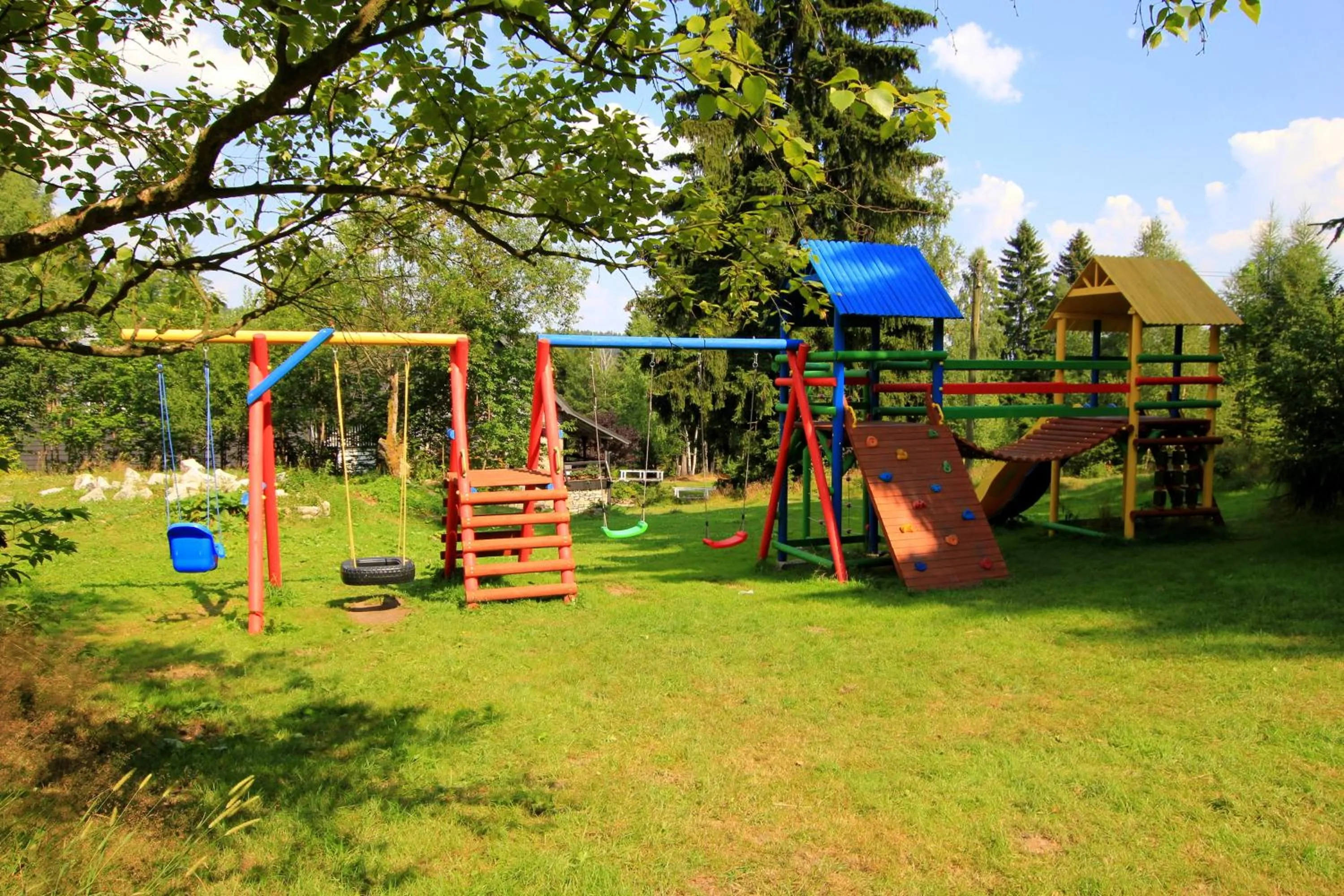 Children play ground in BORSZÓWKA Dom Nad Potokiem - Pensjonat