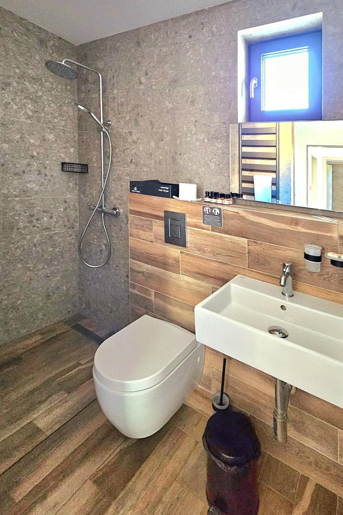 Shower in Olive Villas Beach Hotel