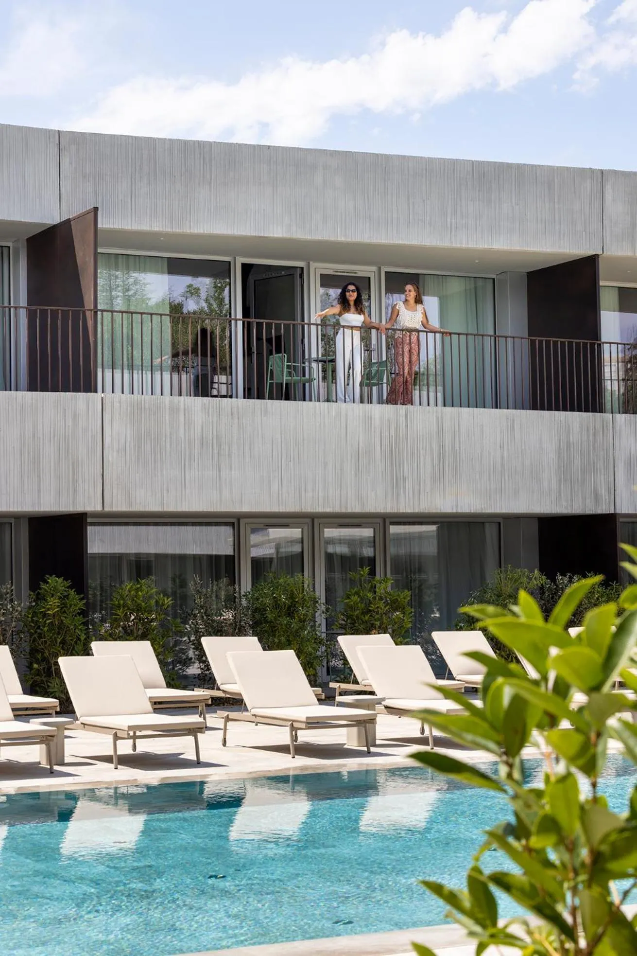 Swimming pool in Hôtel Spa Restaurant Villa Castellane