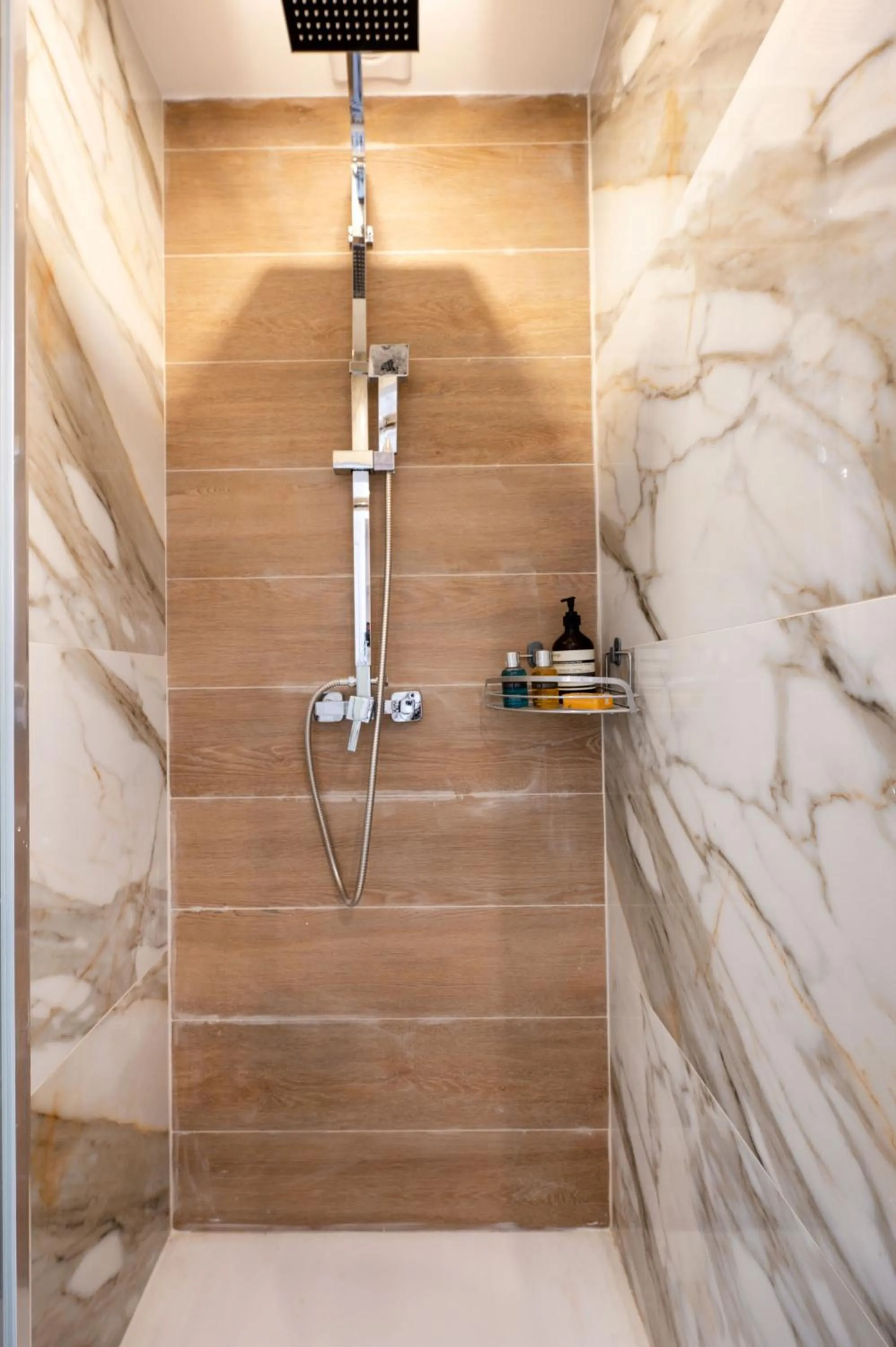 Shower in Vela Blu Boutique Suites