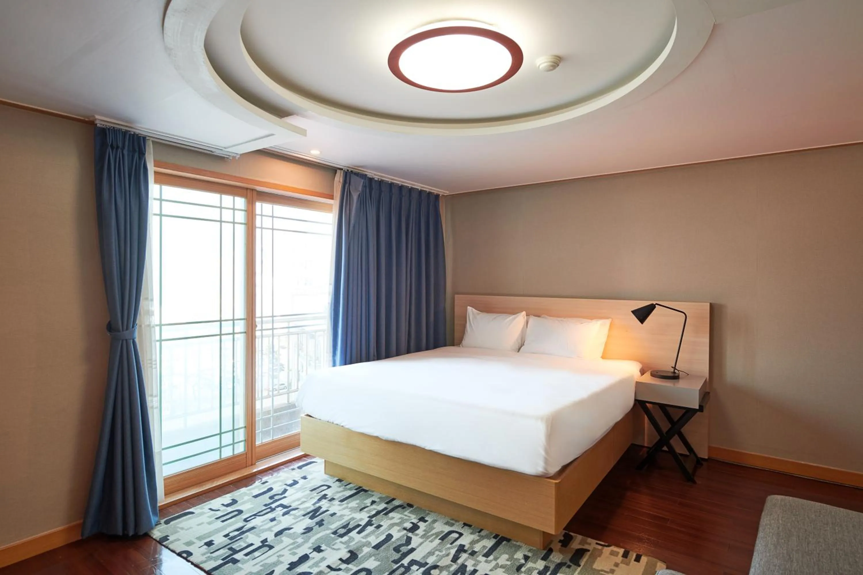Bed in Sokcho Good Morning Hotel and Resort