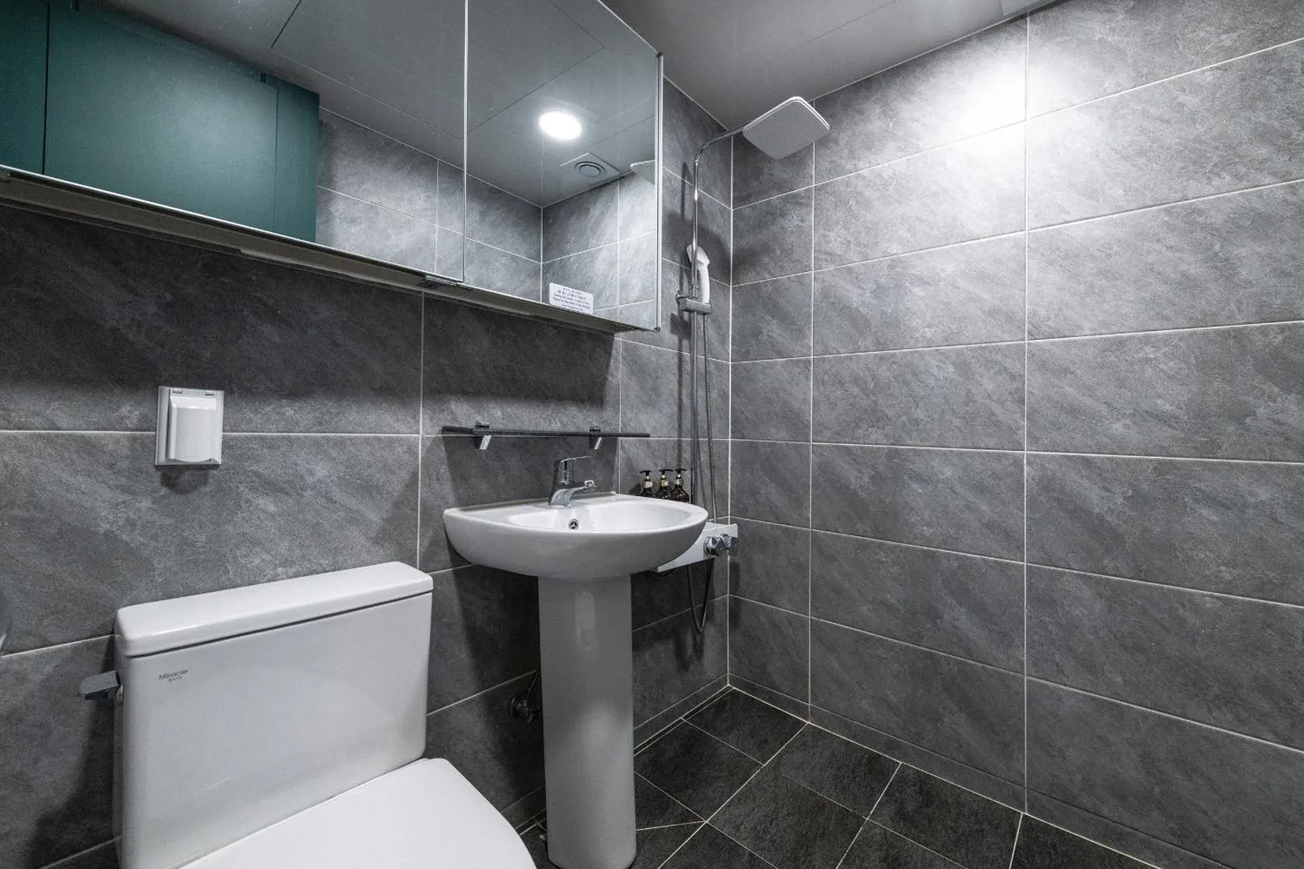 Deluxe Ocean Room in Sokcho Good Morning Hotel and Resort Deluxe Ocean Room in Sokcho Good Morning Hotel and Resort