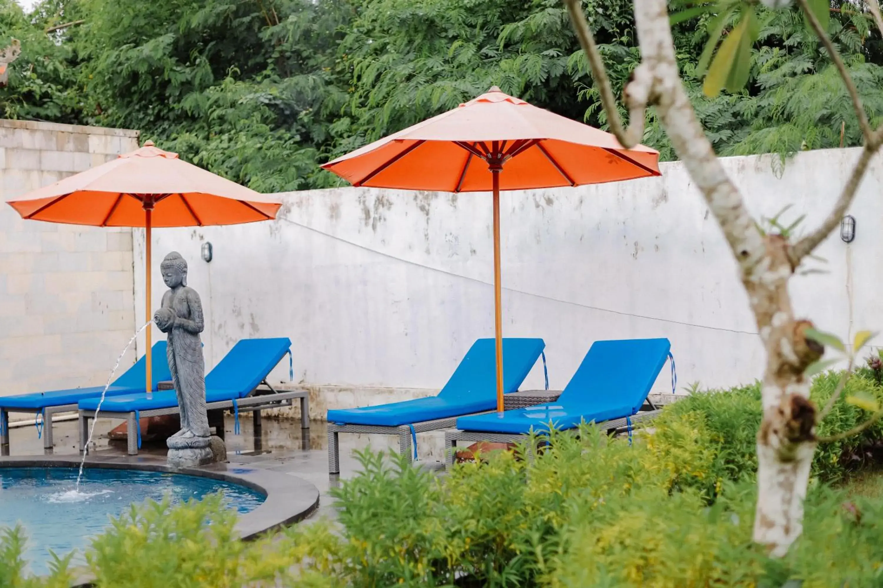 sunbed in The Lavana Jhonny Kibung Villas Lembongan sunbed in The Lavana Jhonny Kibung Villas Lembongan