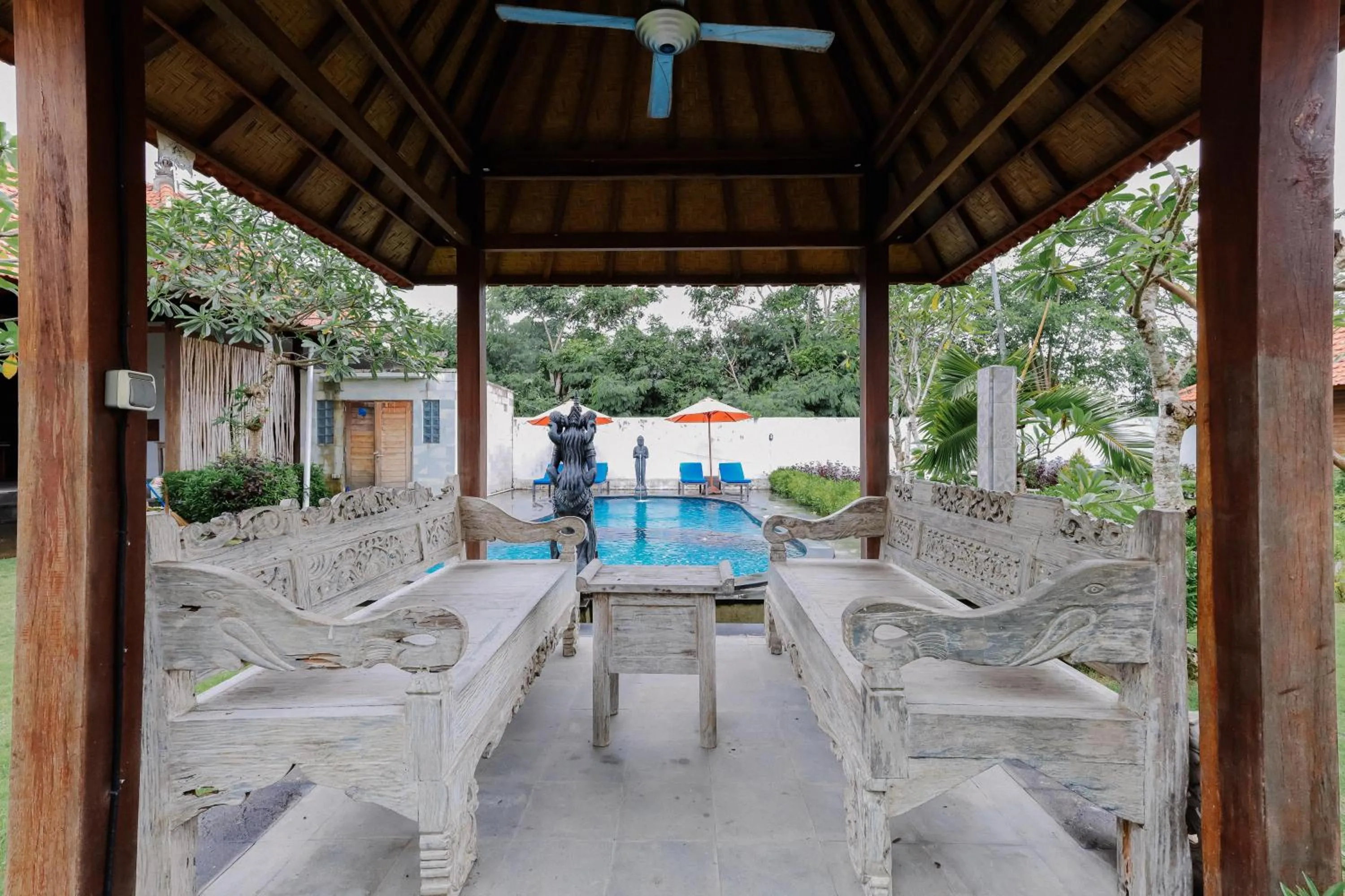 Seating area in The Lavana Jhonny Kibung Villas Lembongan
