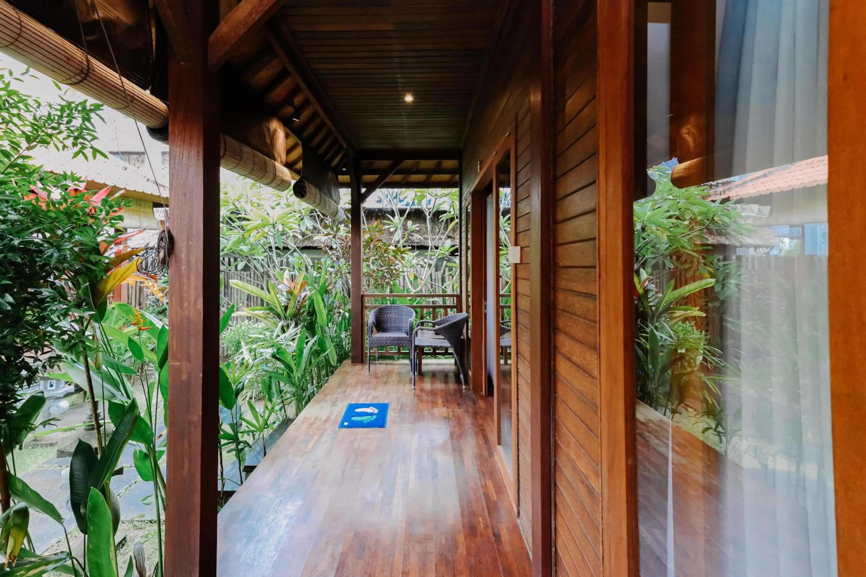 Balcony/Terrace in The Lavana Jhonny Kibung Villas Lembongan
