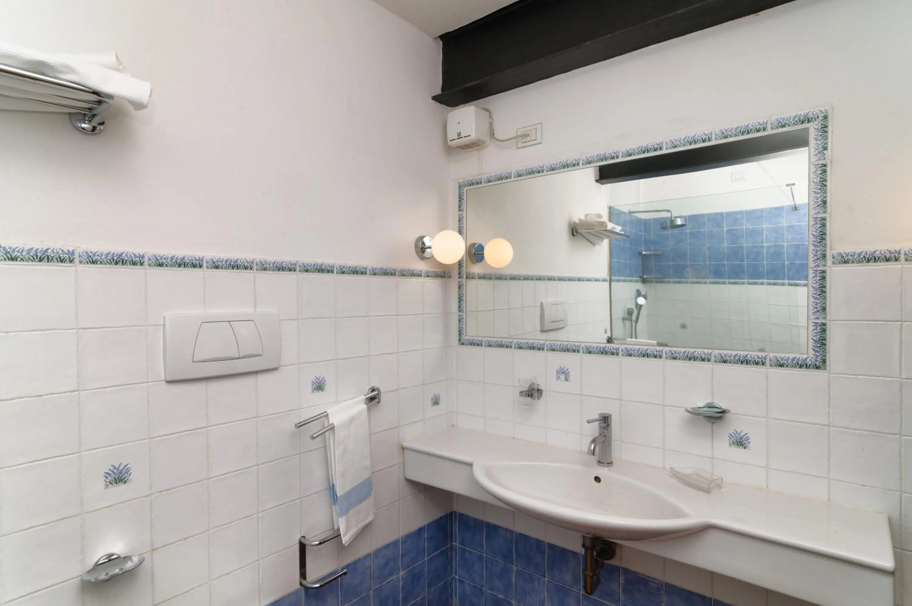 Bathroom in Le 7 Camicie