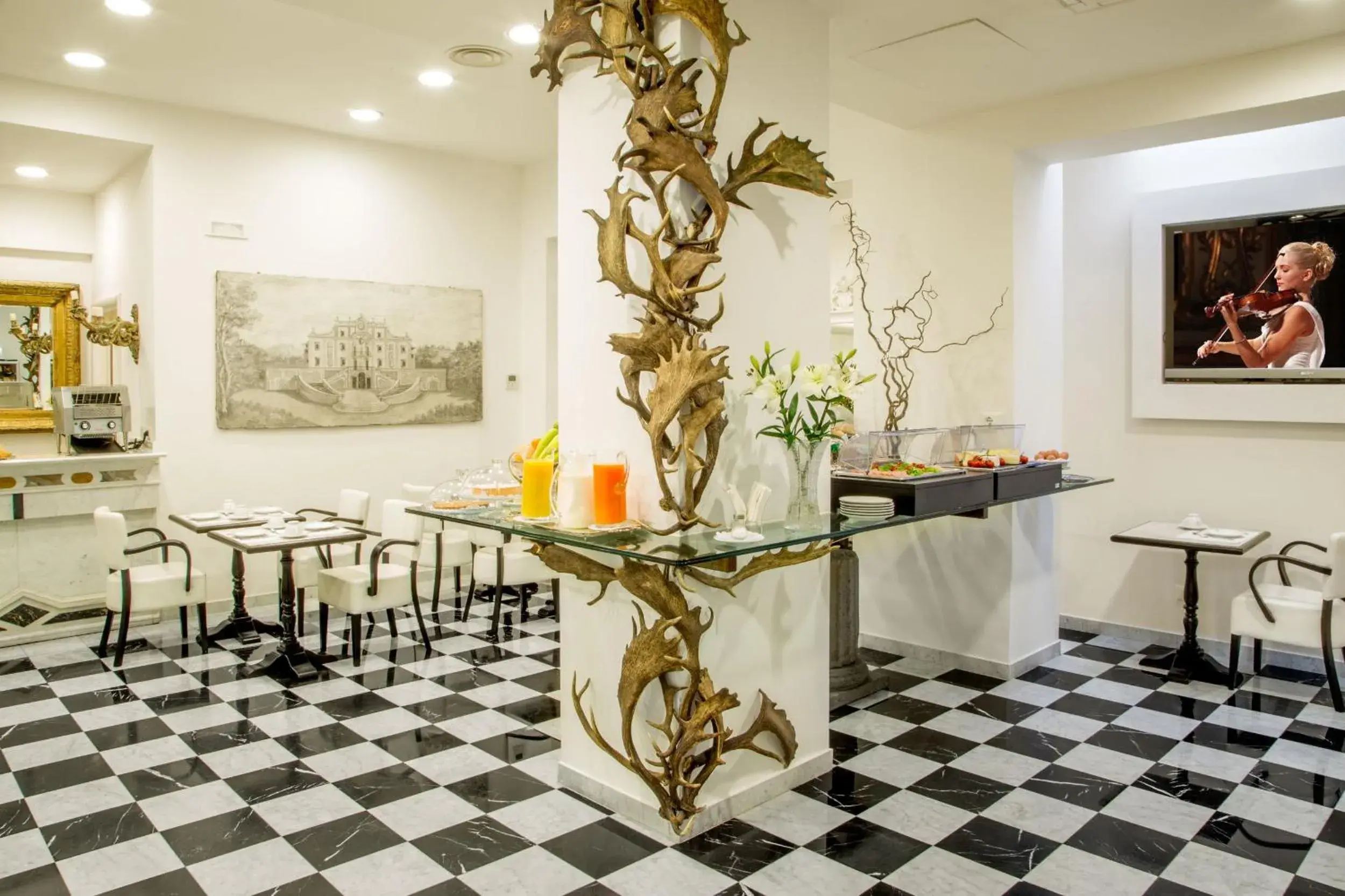 Restaurant/places to eat in Arcom Palace Restaurant/places to eat in Arcom Palace