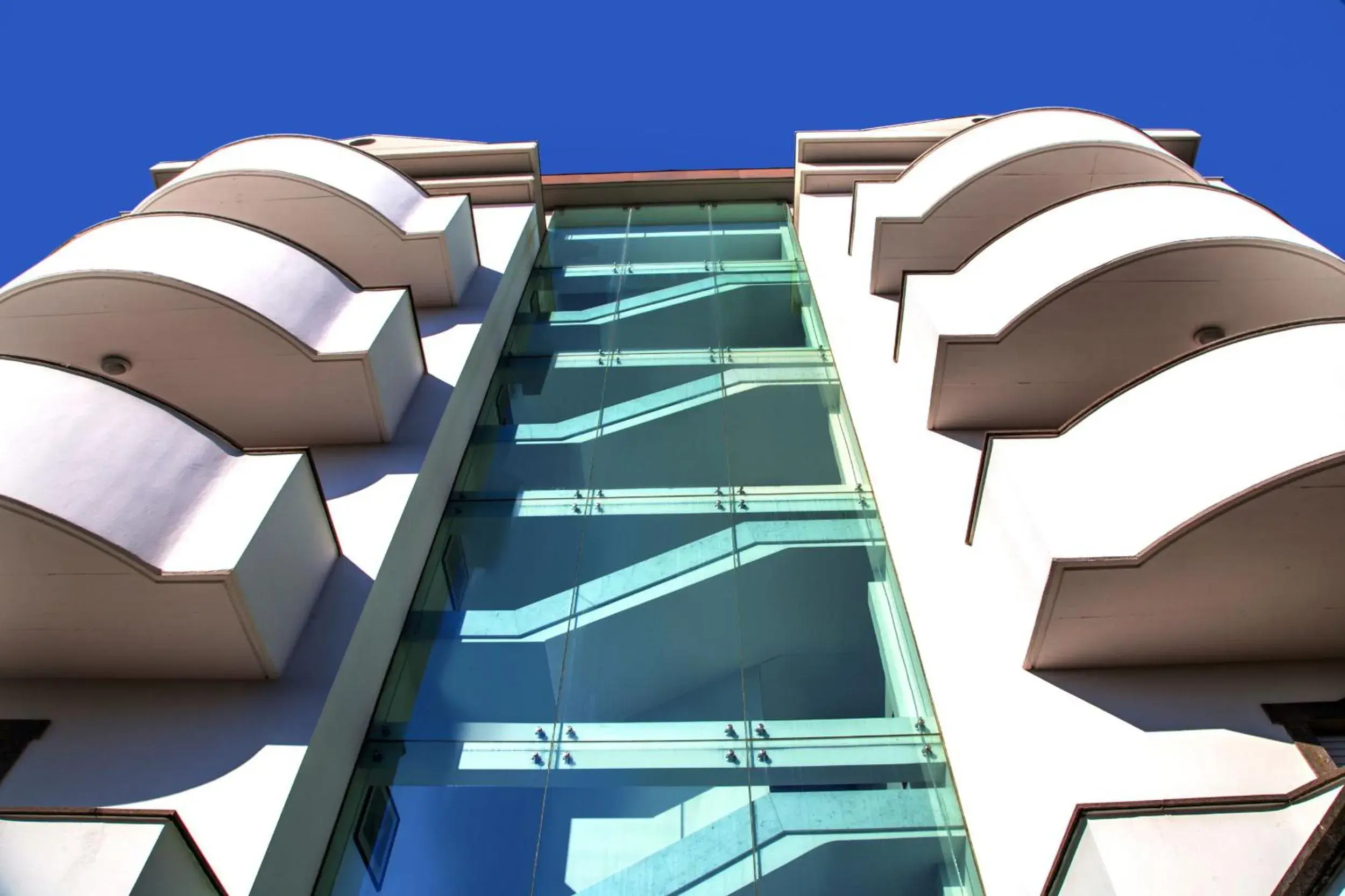 Property building in Arcom Palace Property building in Arcom Palace