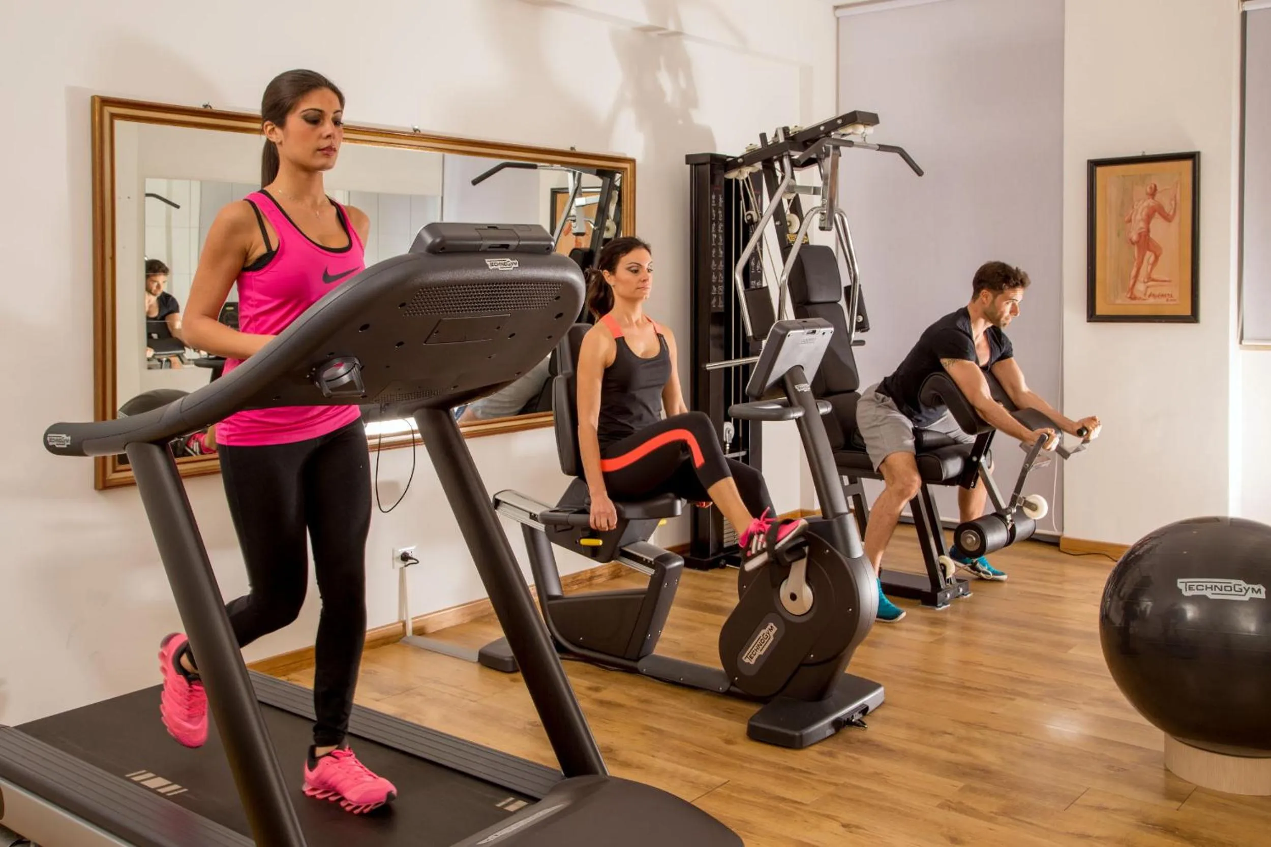 Fitness centre/facilities in Arcom Palace