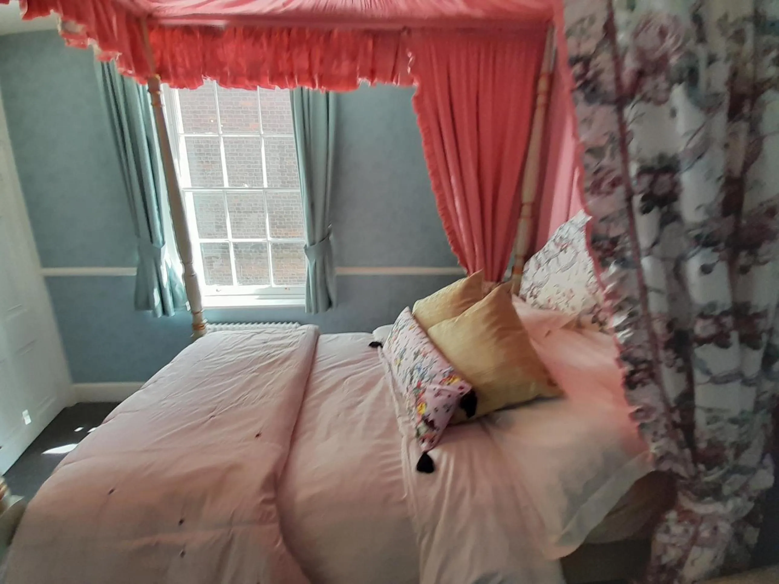 Bed in Stone Court House