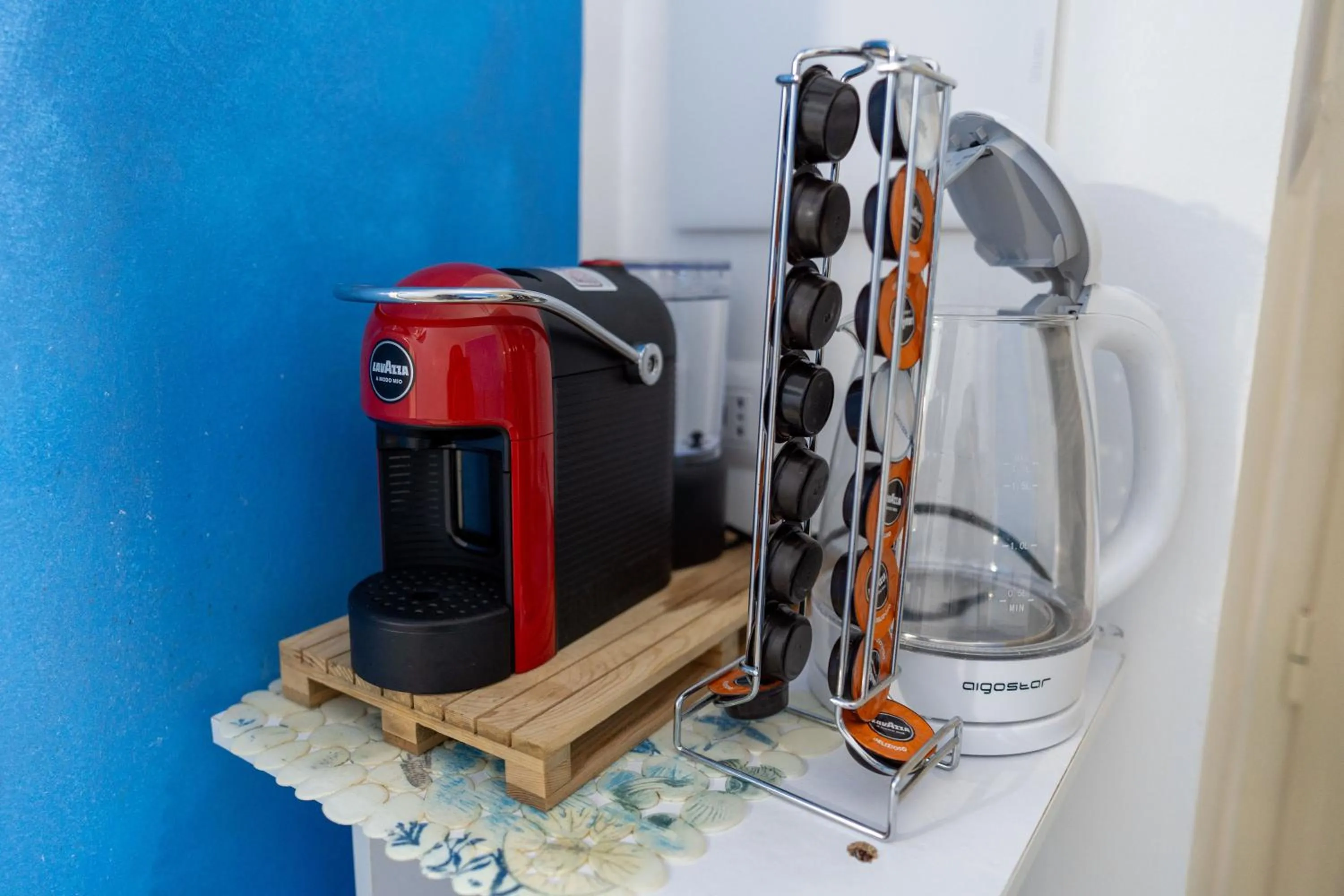 Coffee/tea facilities in B&b Anna's home