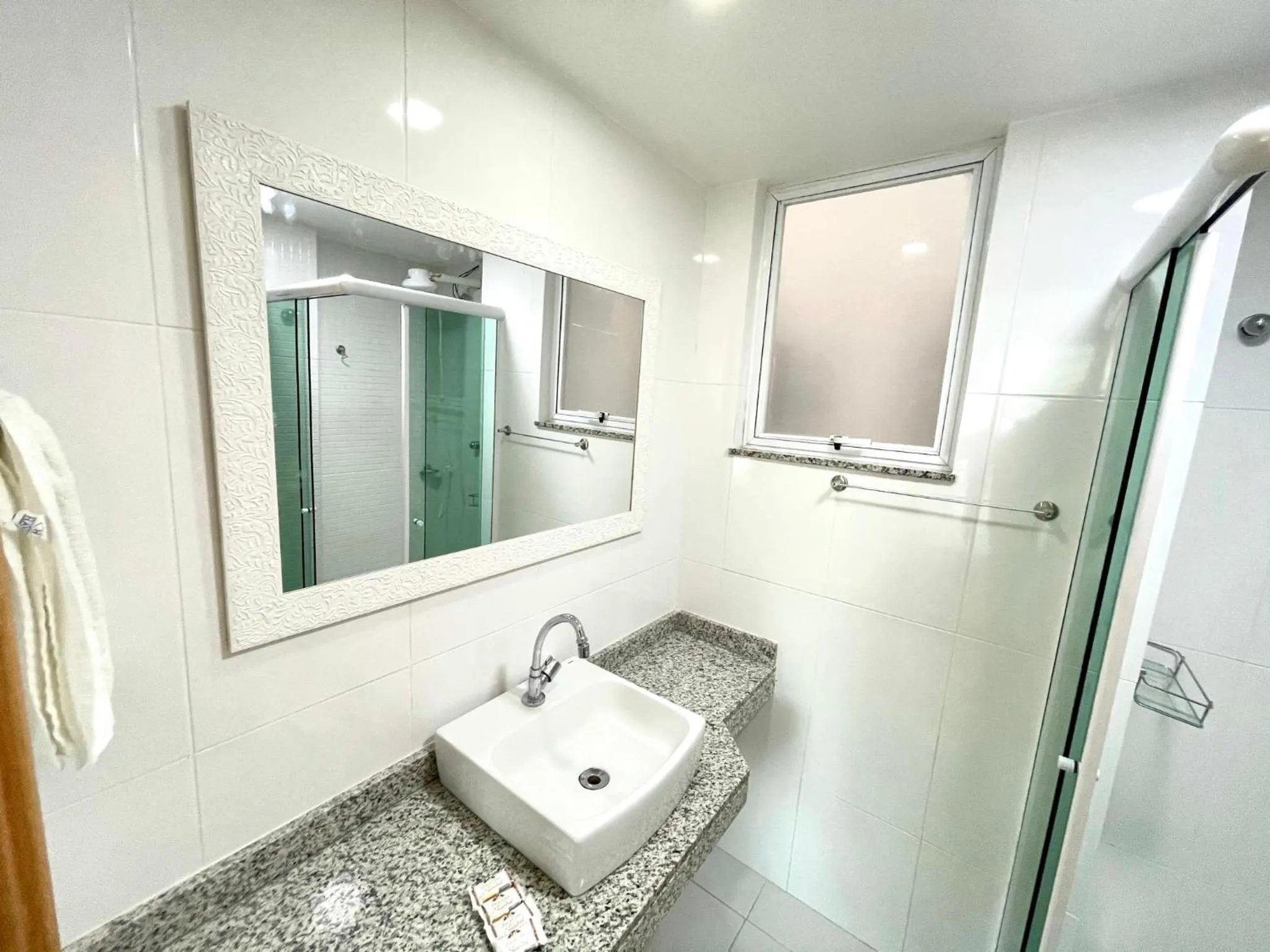 Bathroom in Eu Amo Arraial Hospedagem - Luz do Sol Prainha