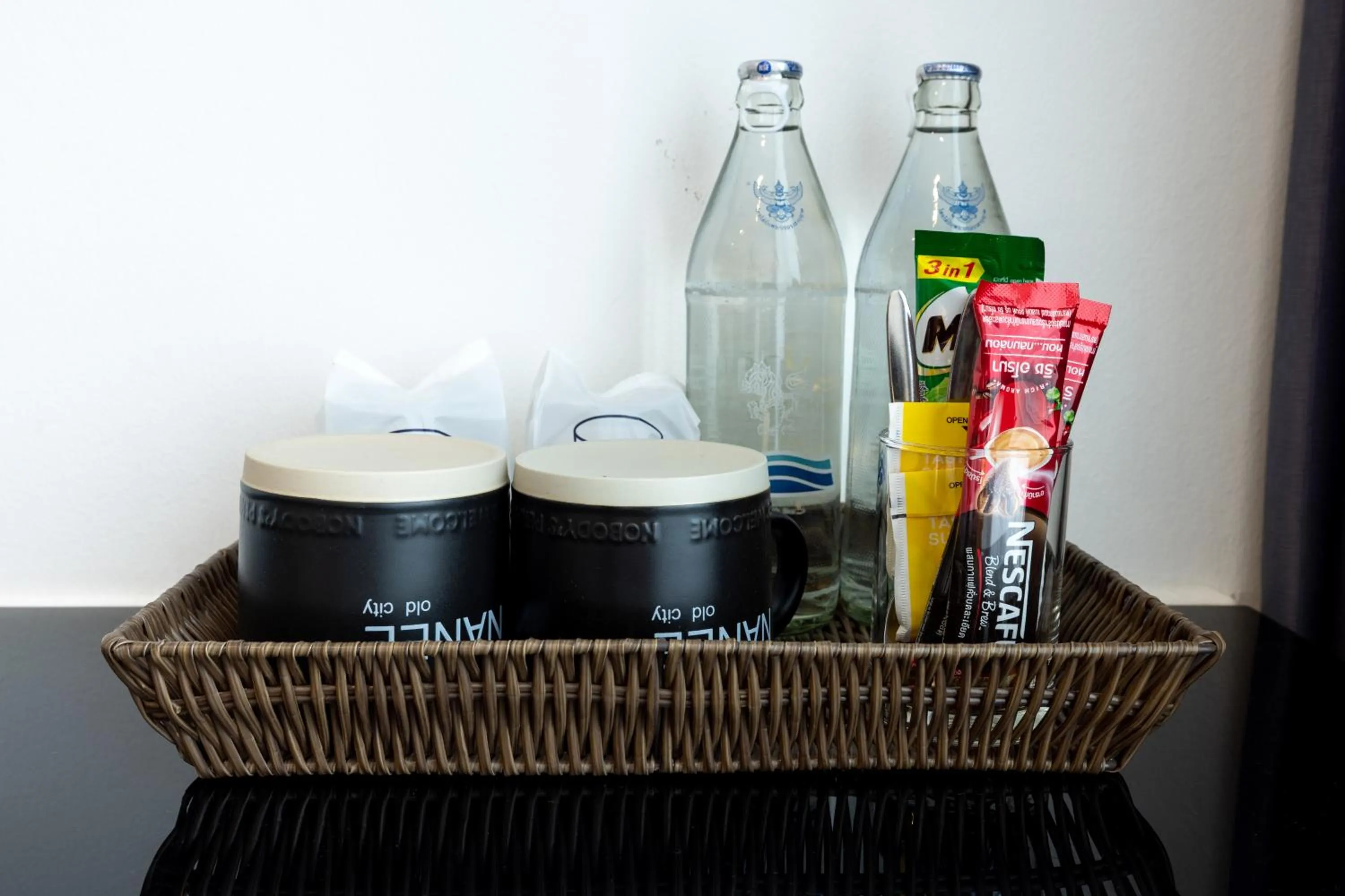 Food and drinks in NANEE Phra Singh