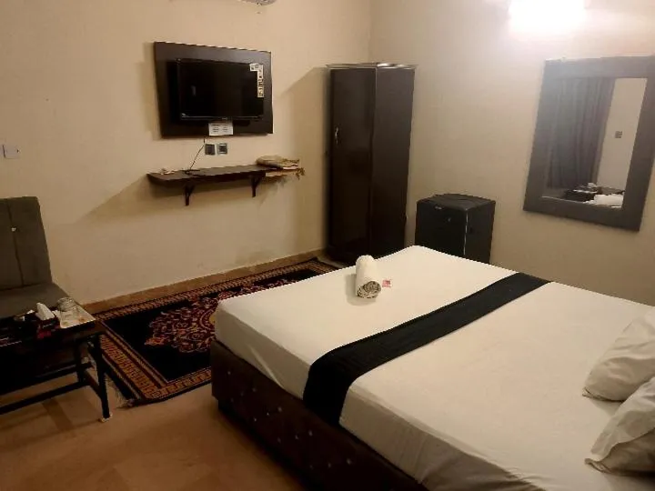 Bed in Hotel Royal Grand