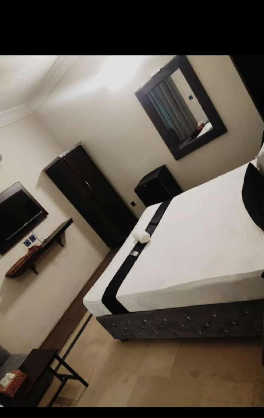 Bed in Hotel Royal Grand