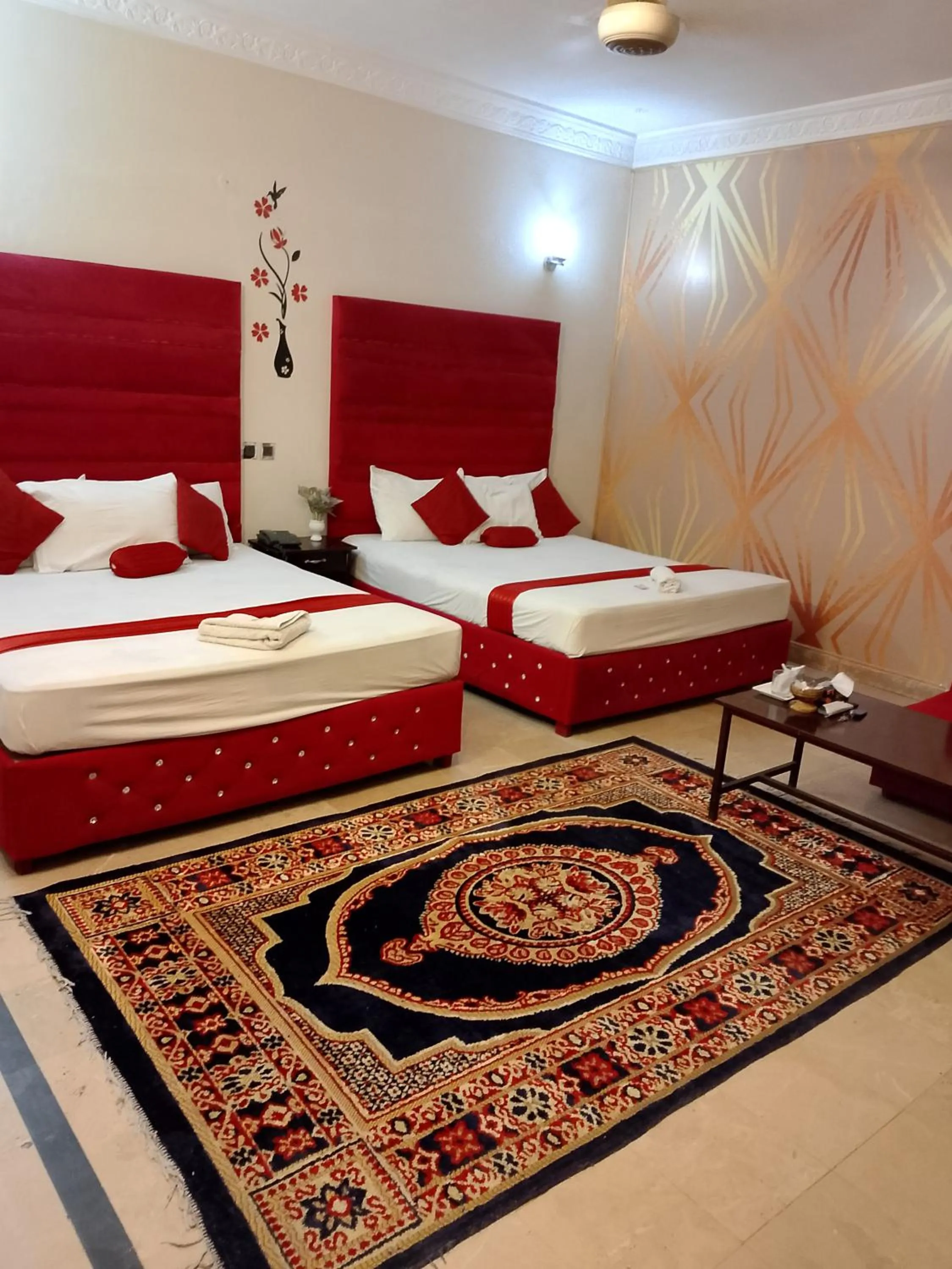 Bed in Hotel Royal Grand