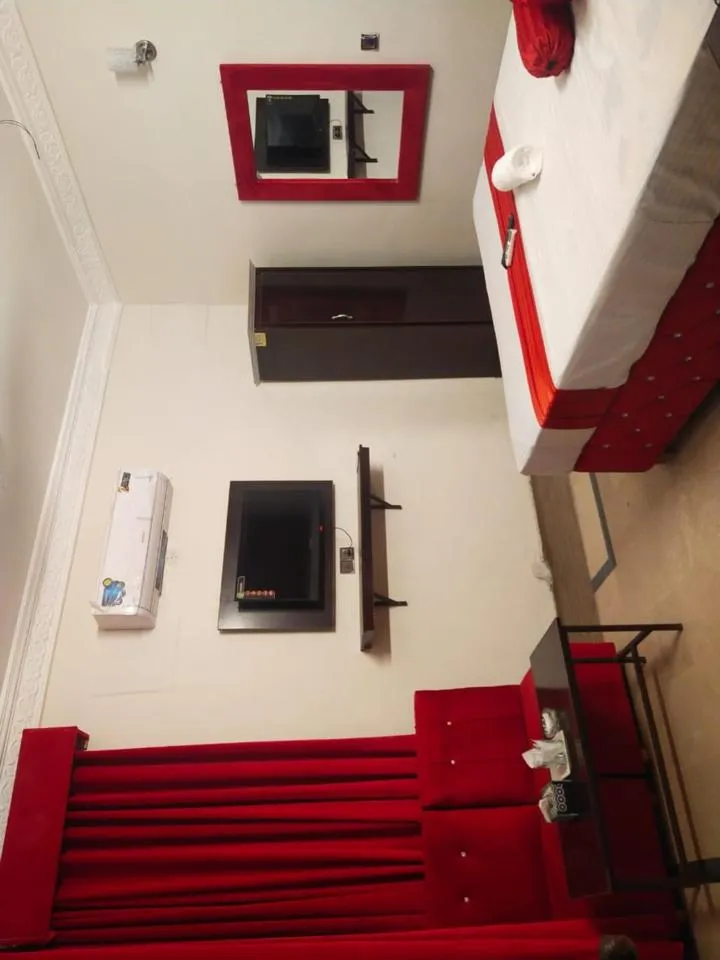 TV and multimedia in Hotel Royal Grand