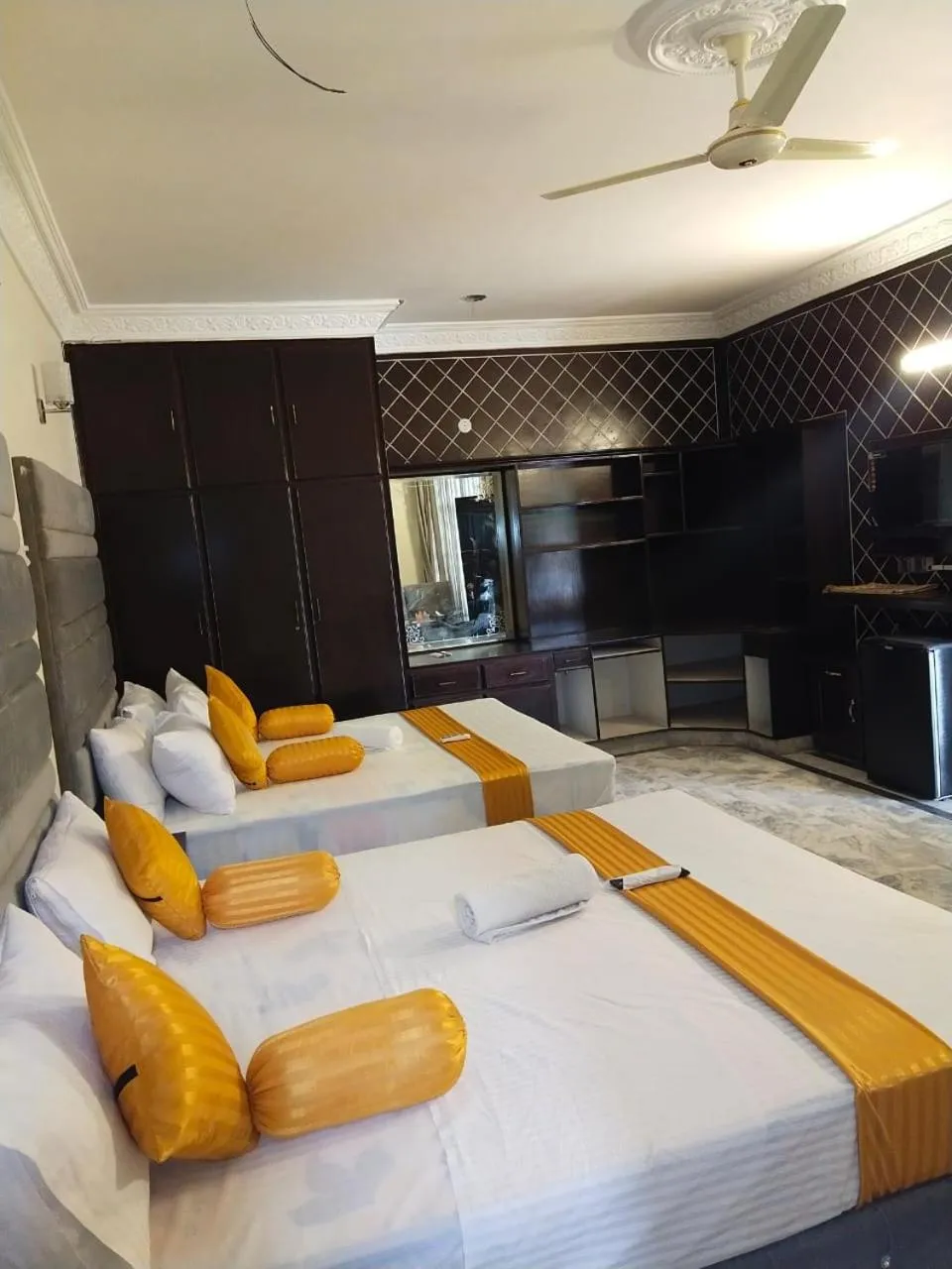 Bed in Hotel Royal Grand