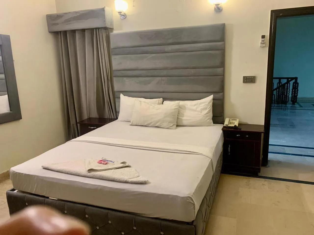 Photo of the whole room, Bed in Hotel Royal Grand