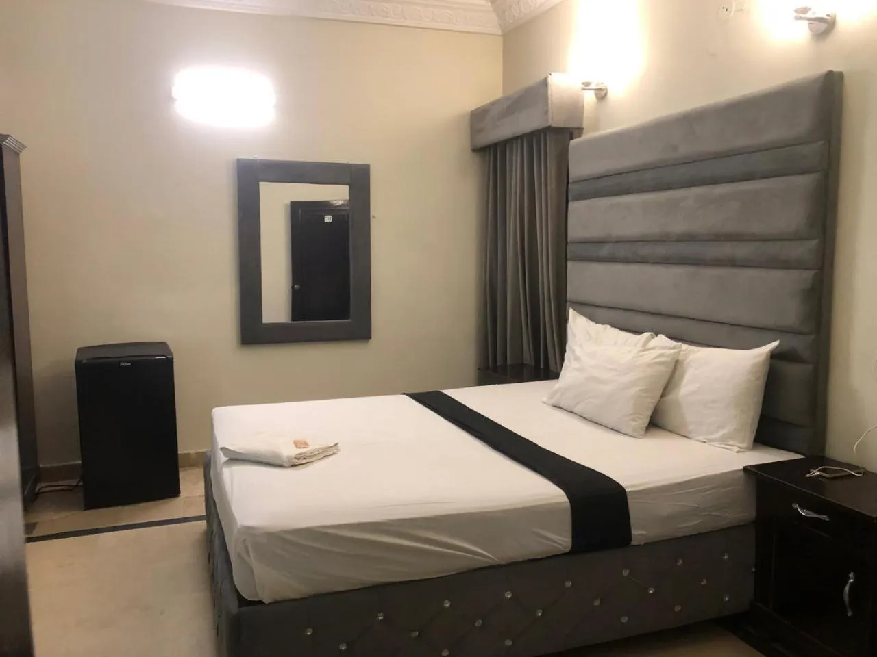 Bed in Hotel Royal Grand