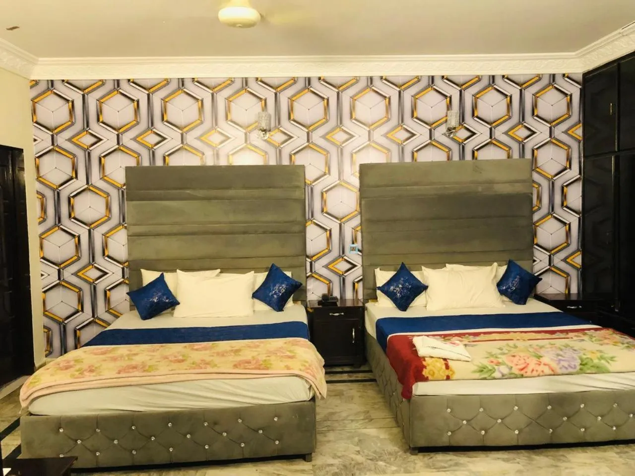 Bed in Hotel Royal Grand