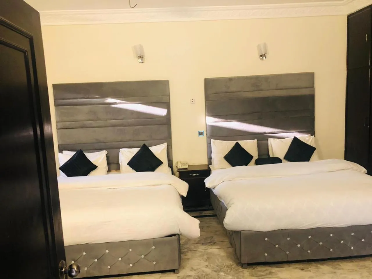 Bedroom, Bed in Hotel Royal Grand