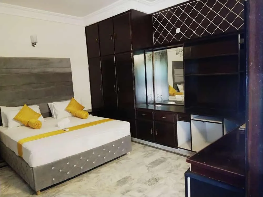 Bed in Hotel Royal Grand