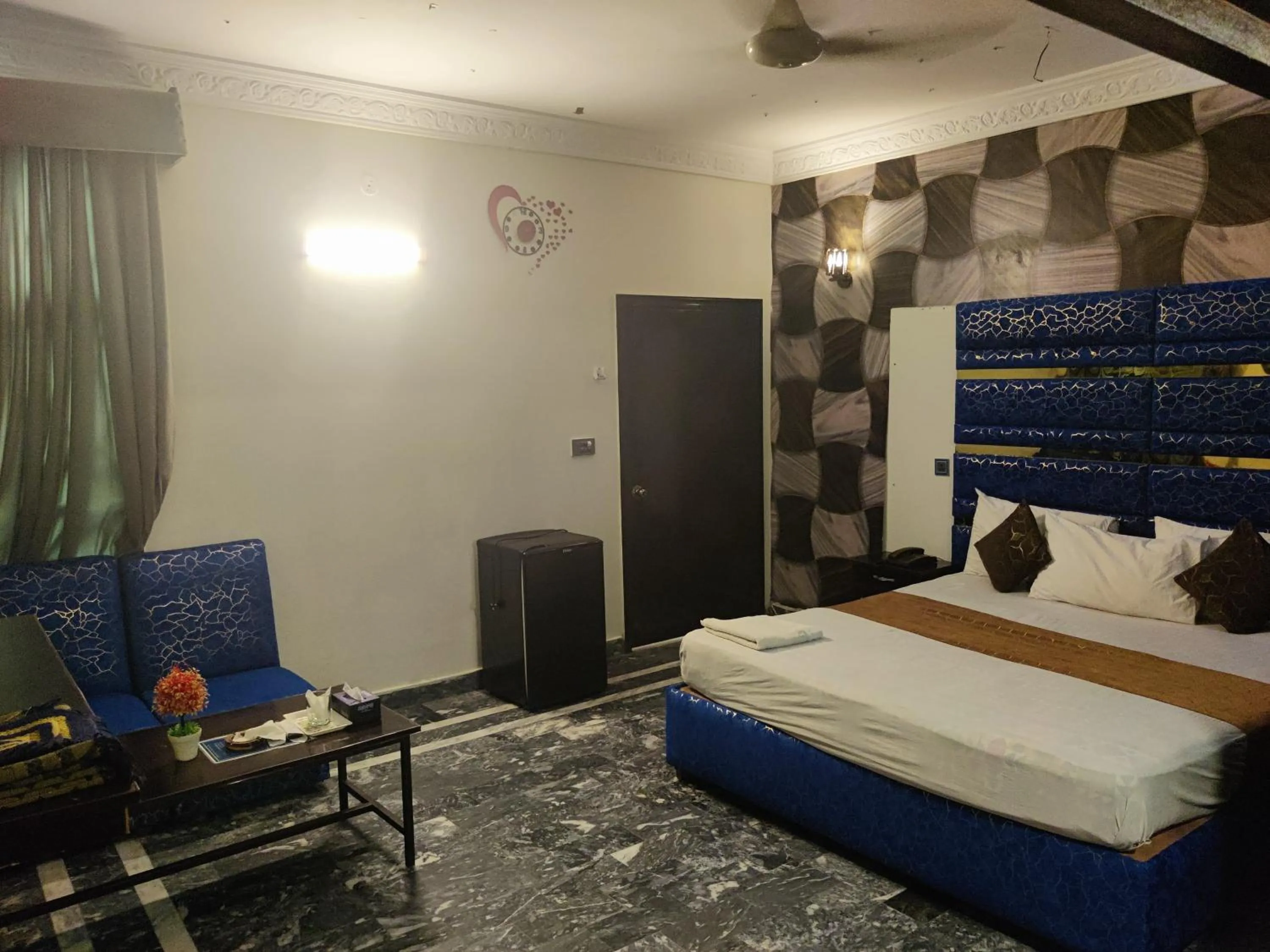 Bed in Hotel Royal Grand