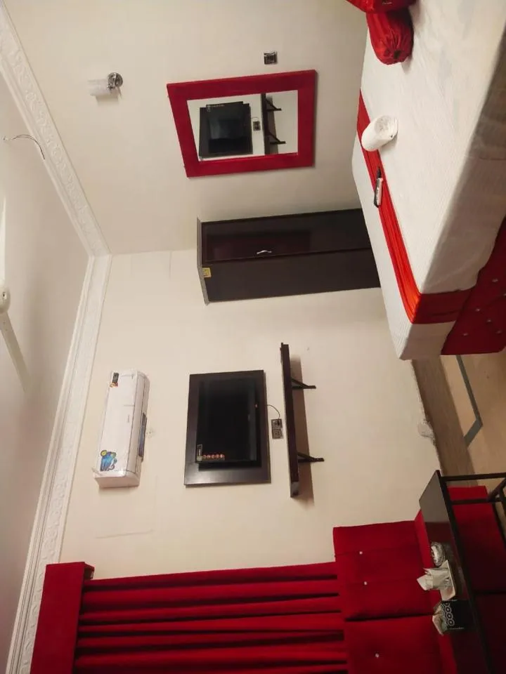 TV and multimedia in Hotel Royal Grand