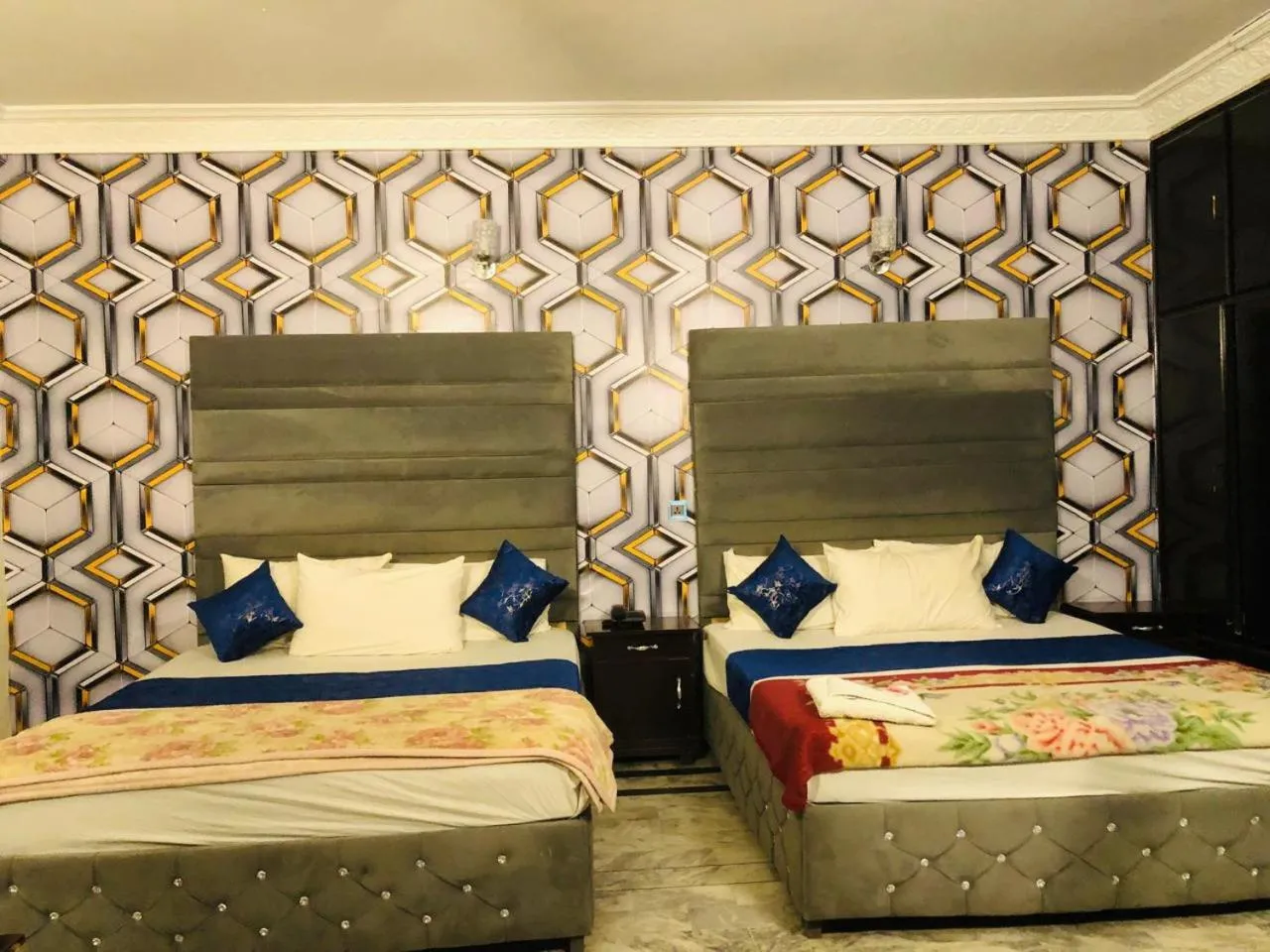 Bed in Hotel Royal Grand