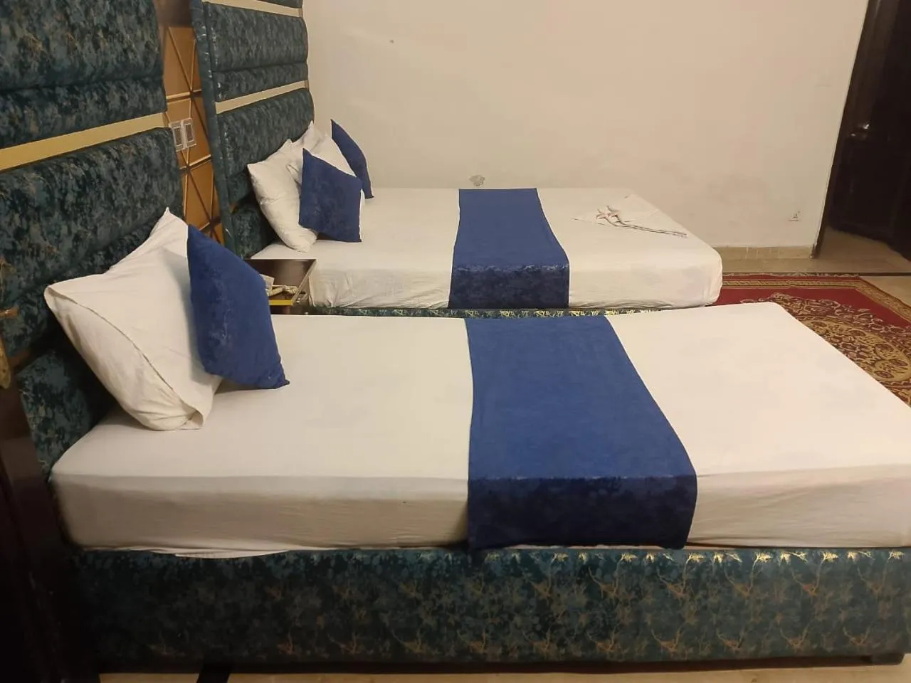 Bed in Hotel Royal Grand