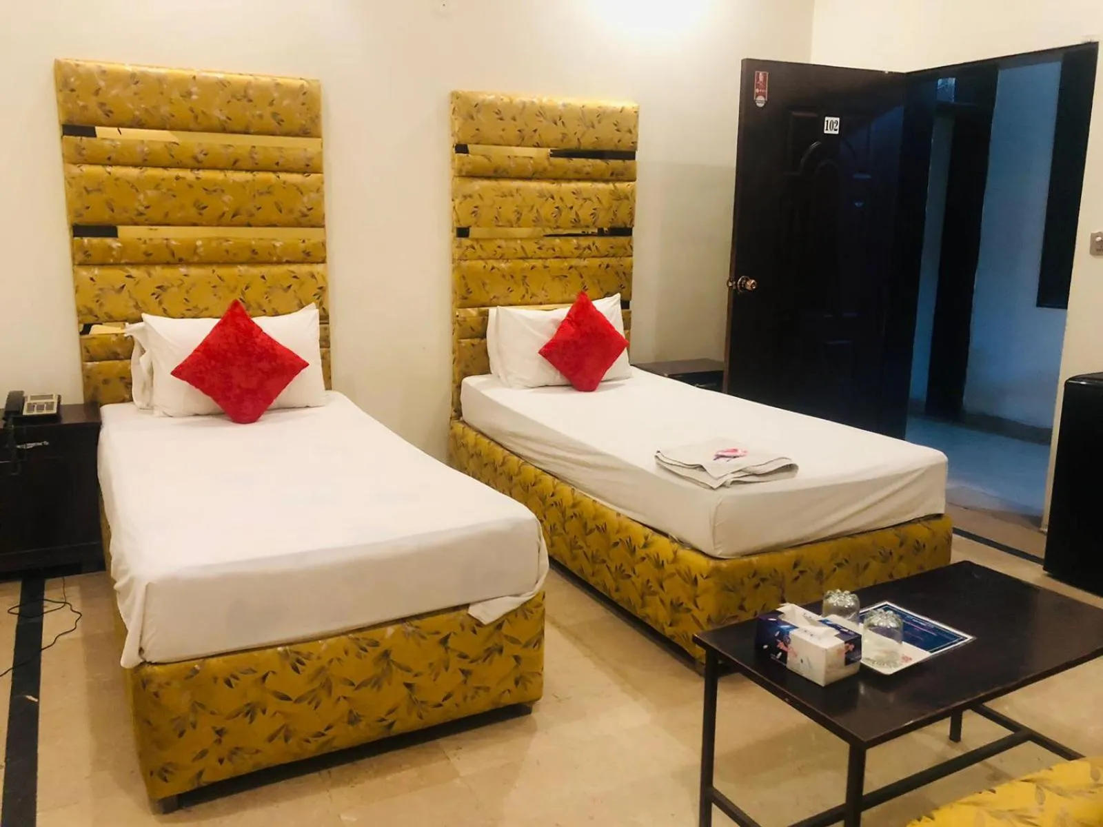 Bed in Hotel Royal Grand