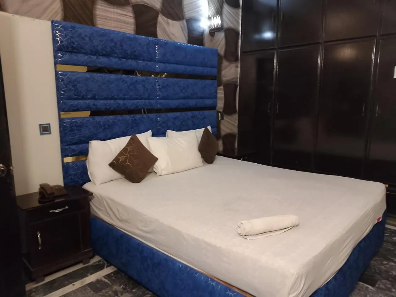 Bed in Hotel Royal Grand