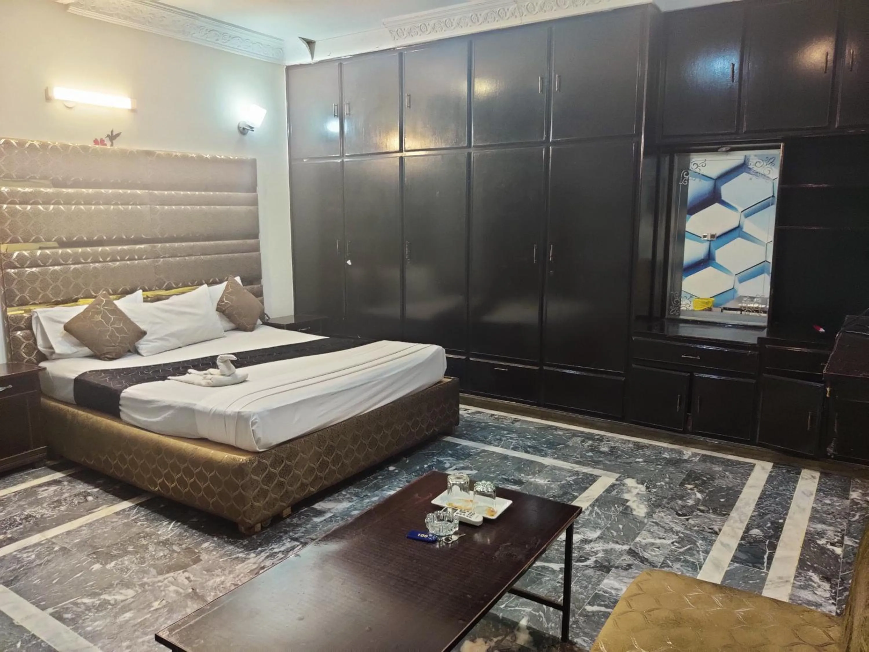 Bed in Hotel Royal Grand