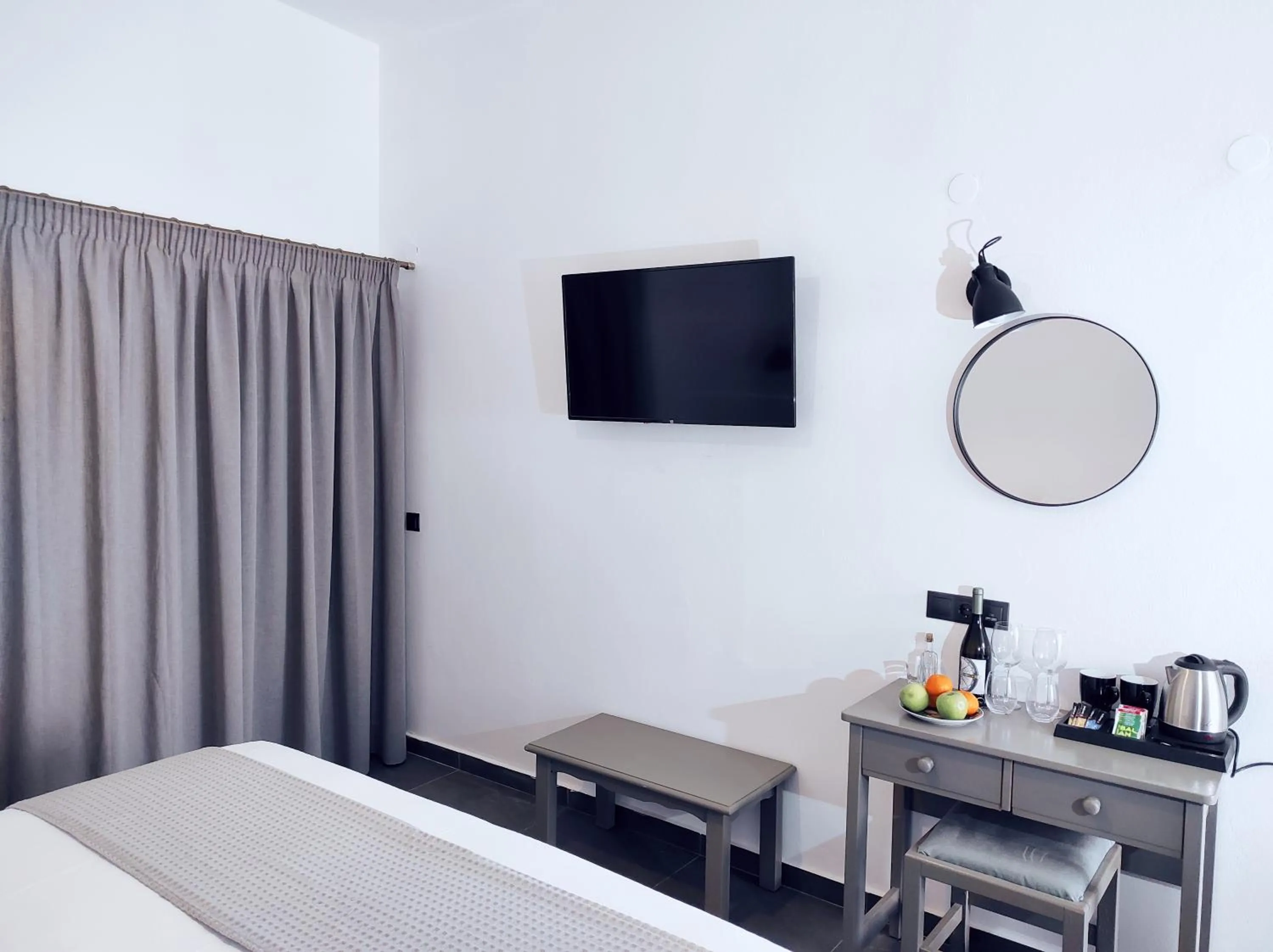 TV and multimedia, Bed in Lefka Ori - Agia Galini