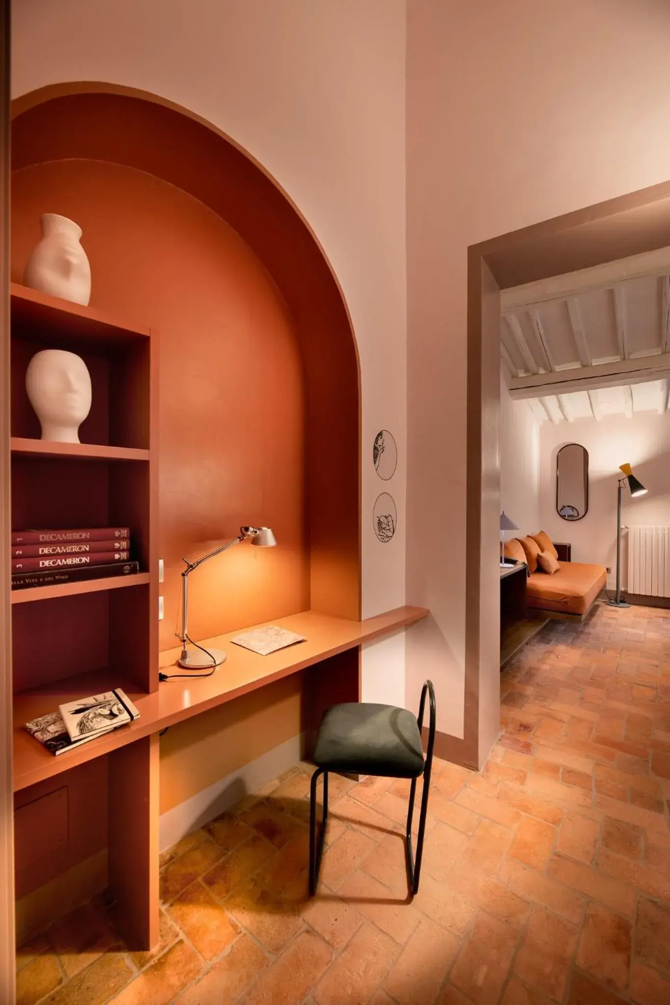 Seating area in La Pensione di Vignamaggio Seating area in La Pensione di Vignamaggio