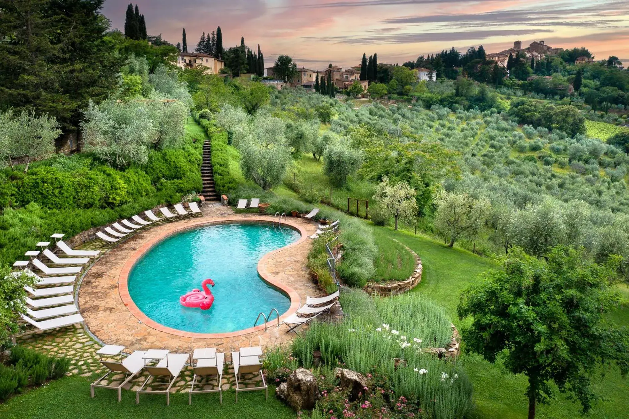 Pool view in La Pensione di Vignamaggio Pool view in La Pensione di Vignamaggio