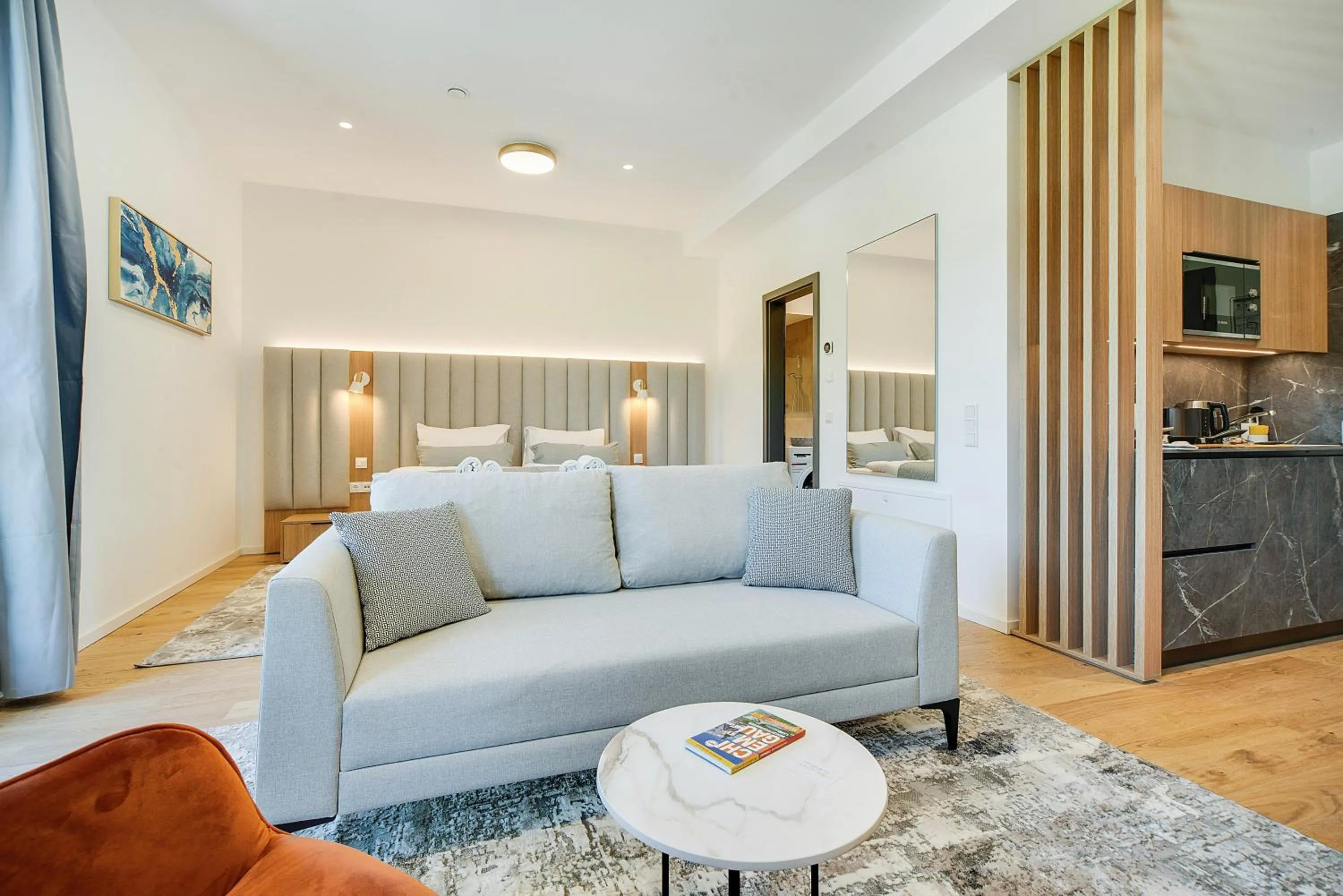 Living room in BRIGHT: Rosenheim Aicherpark